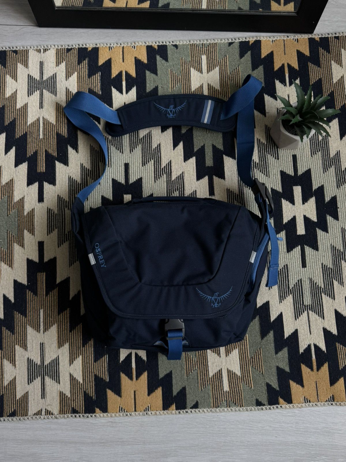 Osprey Osprey Gorpcore Flap Jill Courier Bag Size ONE SIZE - 1 Thumbnail