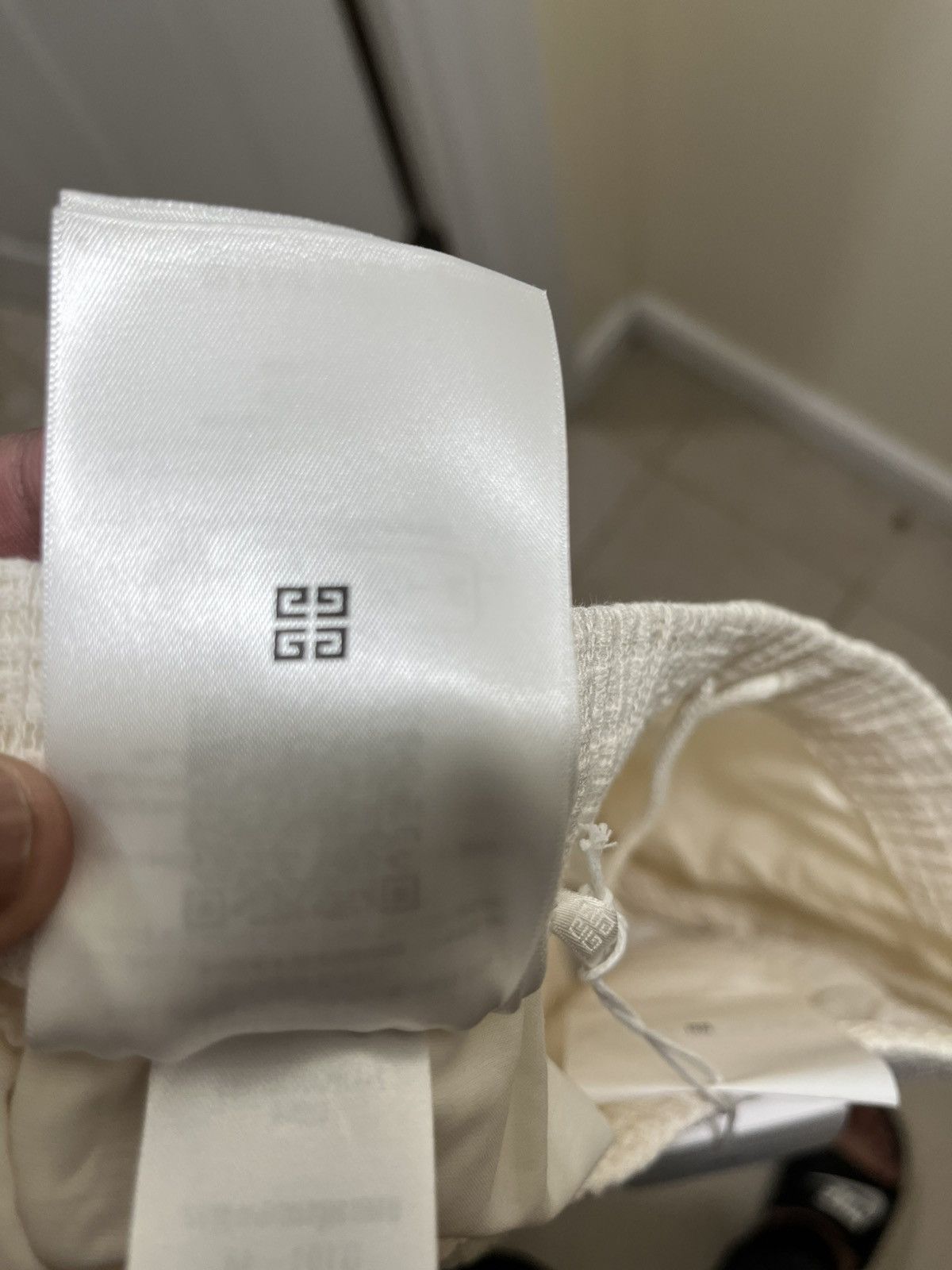 Givenchy Givenchy Shorts Sz 48(32us) Size US 32 / EU 48 - 9 Thumbnail