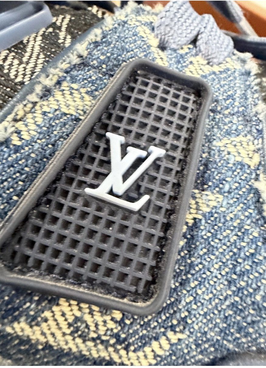 Louis Vuitton LV Trainer Low Denim 8.5 Size US 8.5 / EU 41-42 - 4 Thumbnail