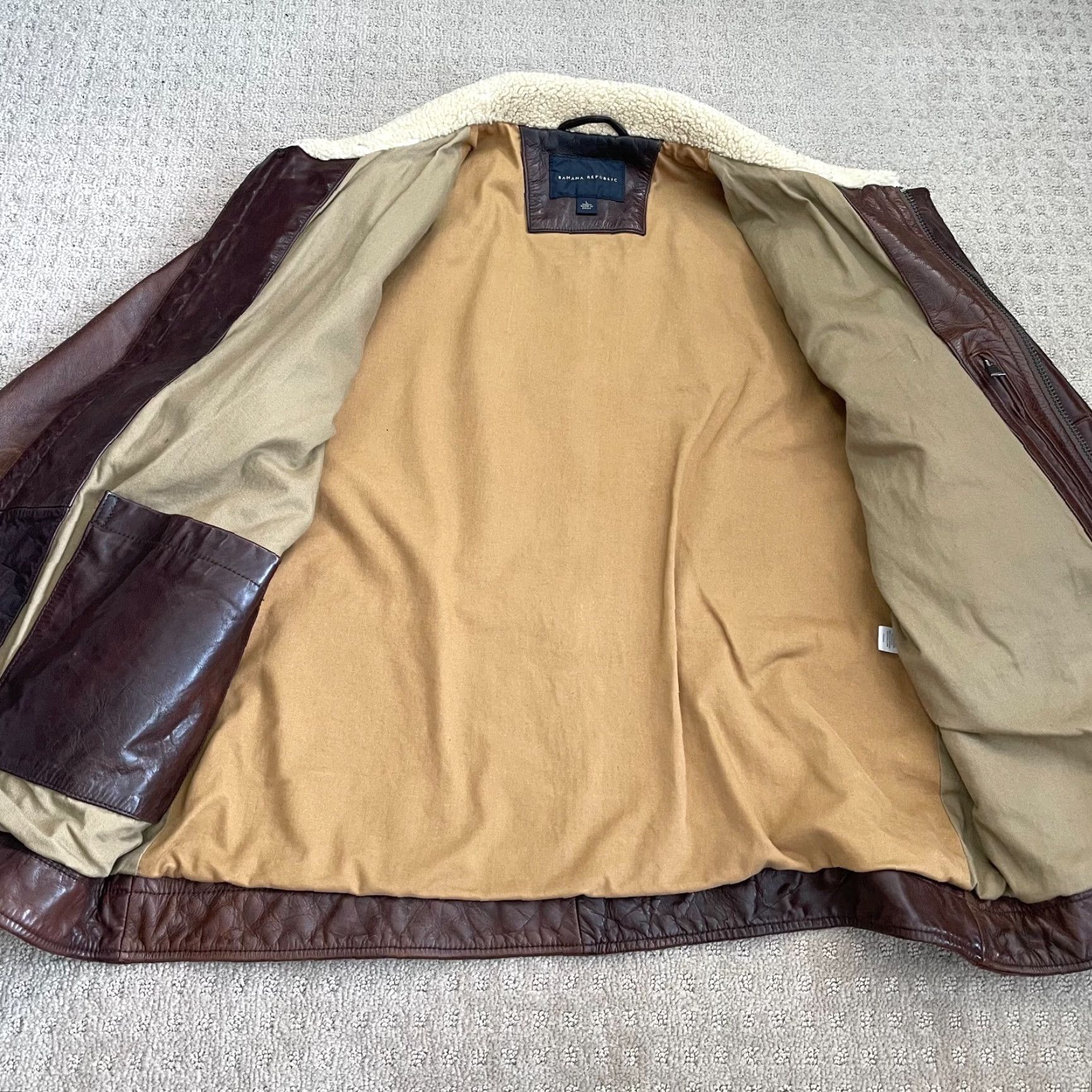 Banana Republic Banana Republic Bomber Jacket Men Large Brown Leather Chinstrap Sherpa Collar Jacket Size US L / EU 52-54 / 3 - 7 Thumbnail
