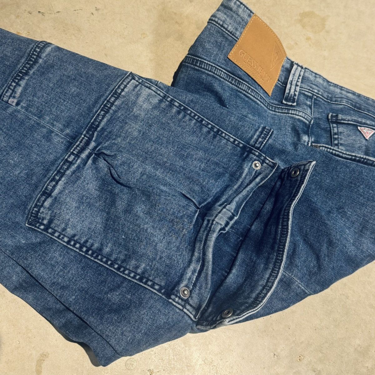 Guess GUESS Cargo .RARE FIND. Size US 36 / EU 52 - 5 Thumbnail