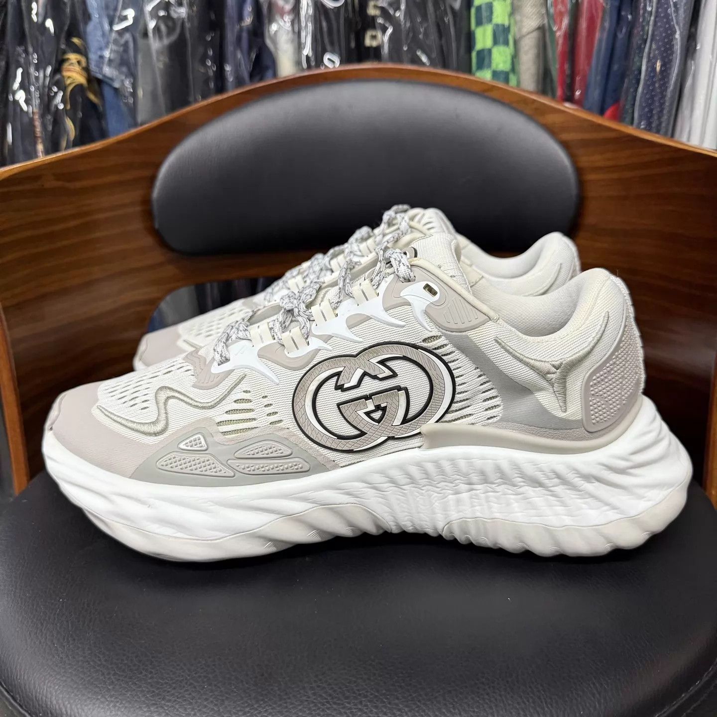 Gucci Gucci Ripple White Platform Sneaker 9 US Like New Size US 9 / EU 42 - 6 Thumbnail