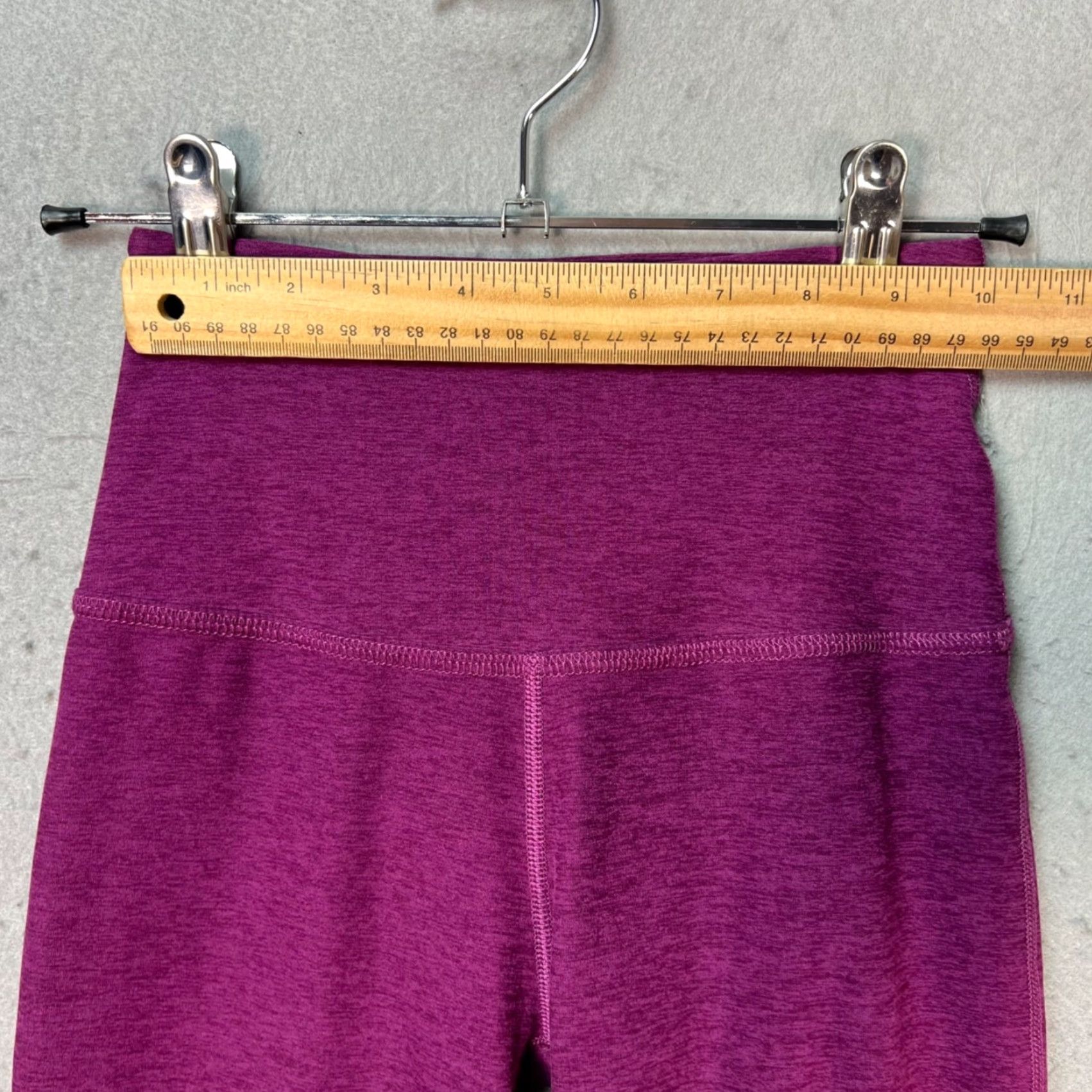 Beyond Yoga Beyond Yoga Womens XS Purple Heather High-Waist Flared Pants Athletic Yoga Slim Straight Ankle 29in Inseam Mens? Womens Size 26" / US 2 / IT 38 - 4 Thumbnail