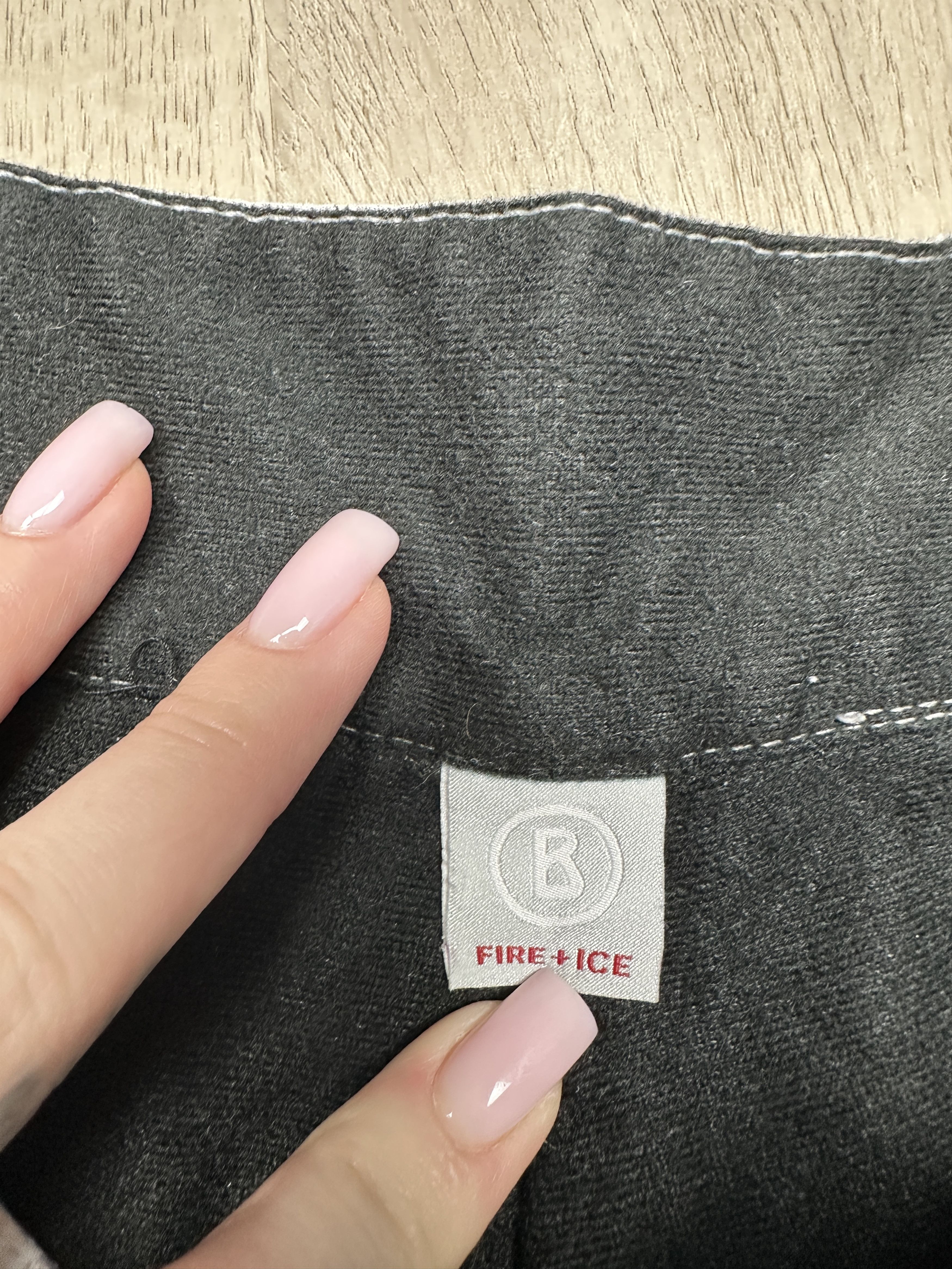 Bogner Bogner Fire + Ice Womens Ski Snowboard Pants Size 28" / US 6 / IT 42 - 7 Thumbnail