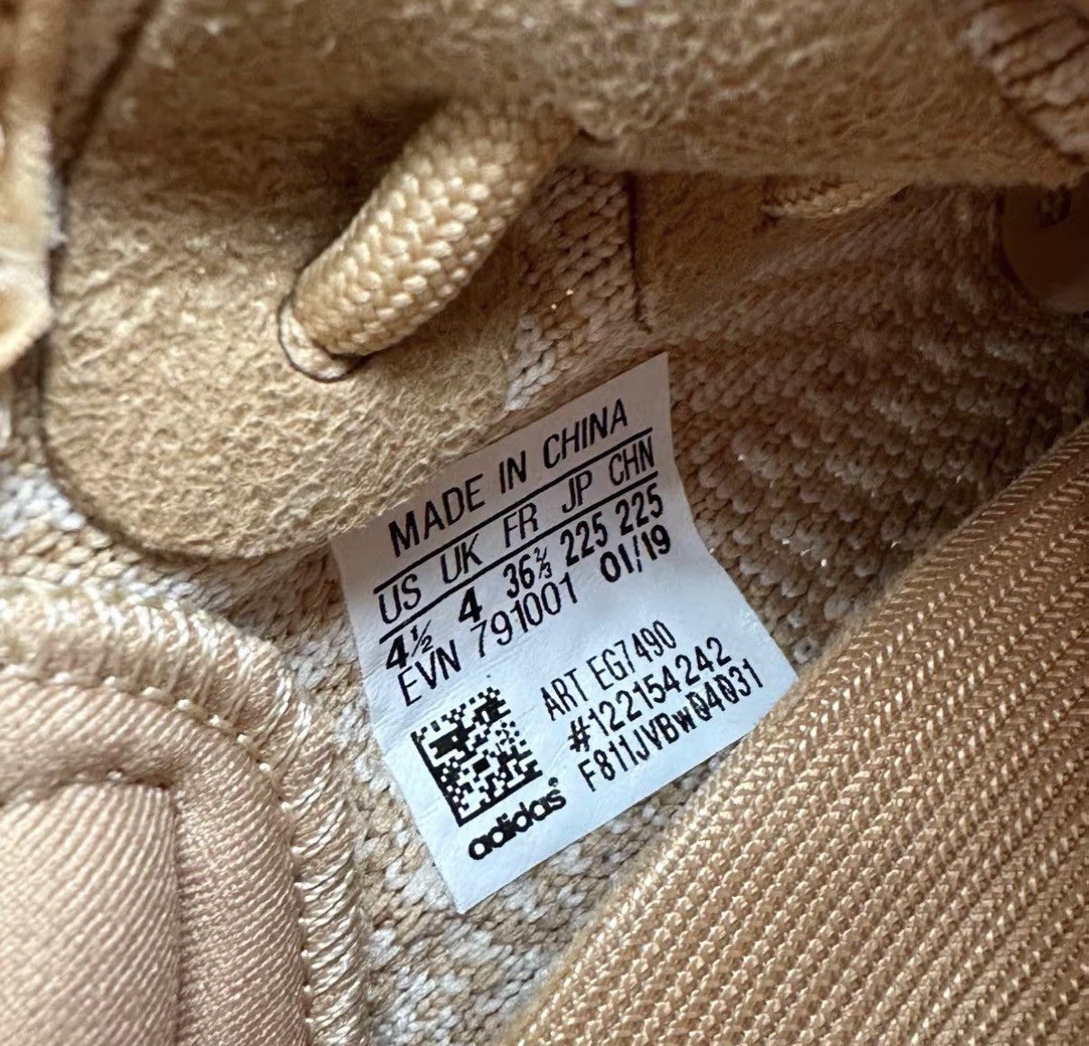 Yeezy Adidas Yeezy 350 V2 Clay Red Limited Edition J42 Size US 4.5 / IT 34.5 - 7 Thumbnail