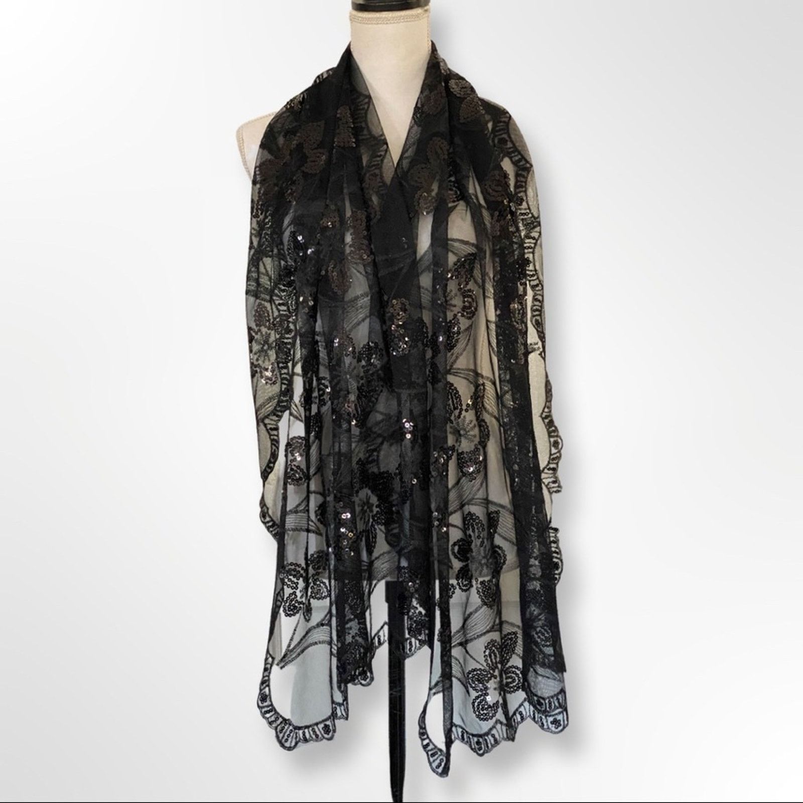 Other Vintage Lace And Sequined Dress Scarf Black Size ONE SIZE - 2 Thumbnail