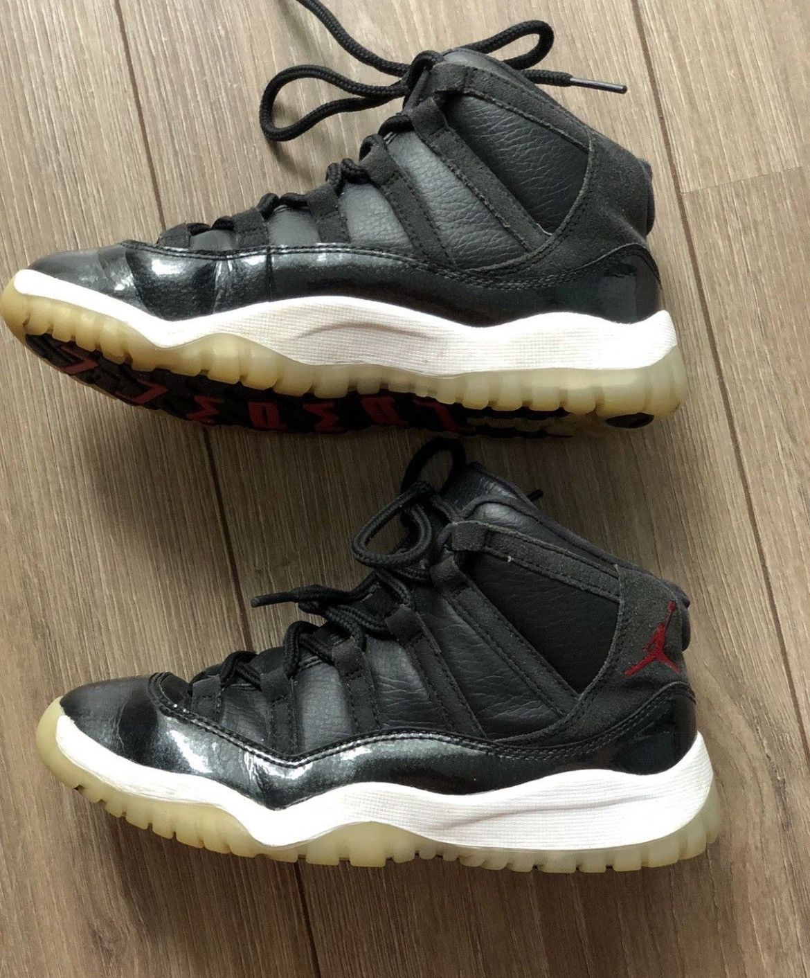 Jordan Brand Jordan 72-10 PS US 1.5 Size US 5 / EU 37 - 6 Thumbnail