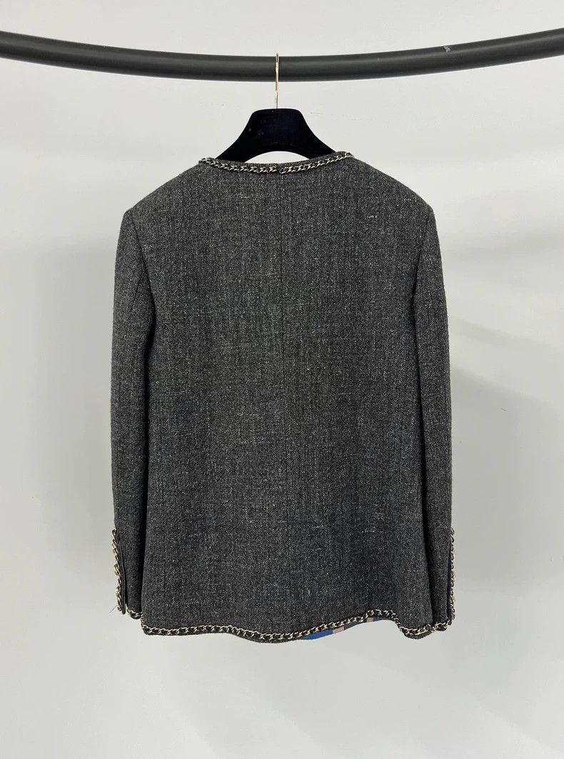 Chanel Chanel Gray four-pocket chain jacket Size XS / US 0-2 / IT 36-38 - 2 Thumbnail