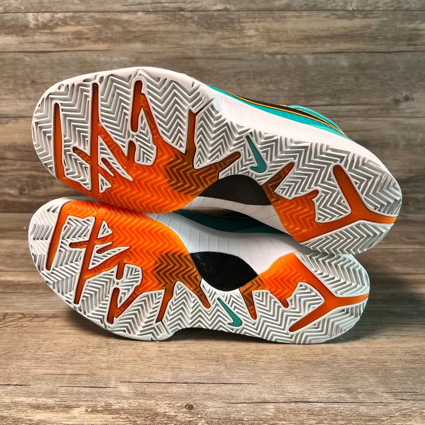 Nike Undefeated x Nike Zoom Kobe 4 Lake Green CQ3869-300 42 97New Size US 8.5 / EU 41-42 - 6 Thumbnail