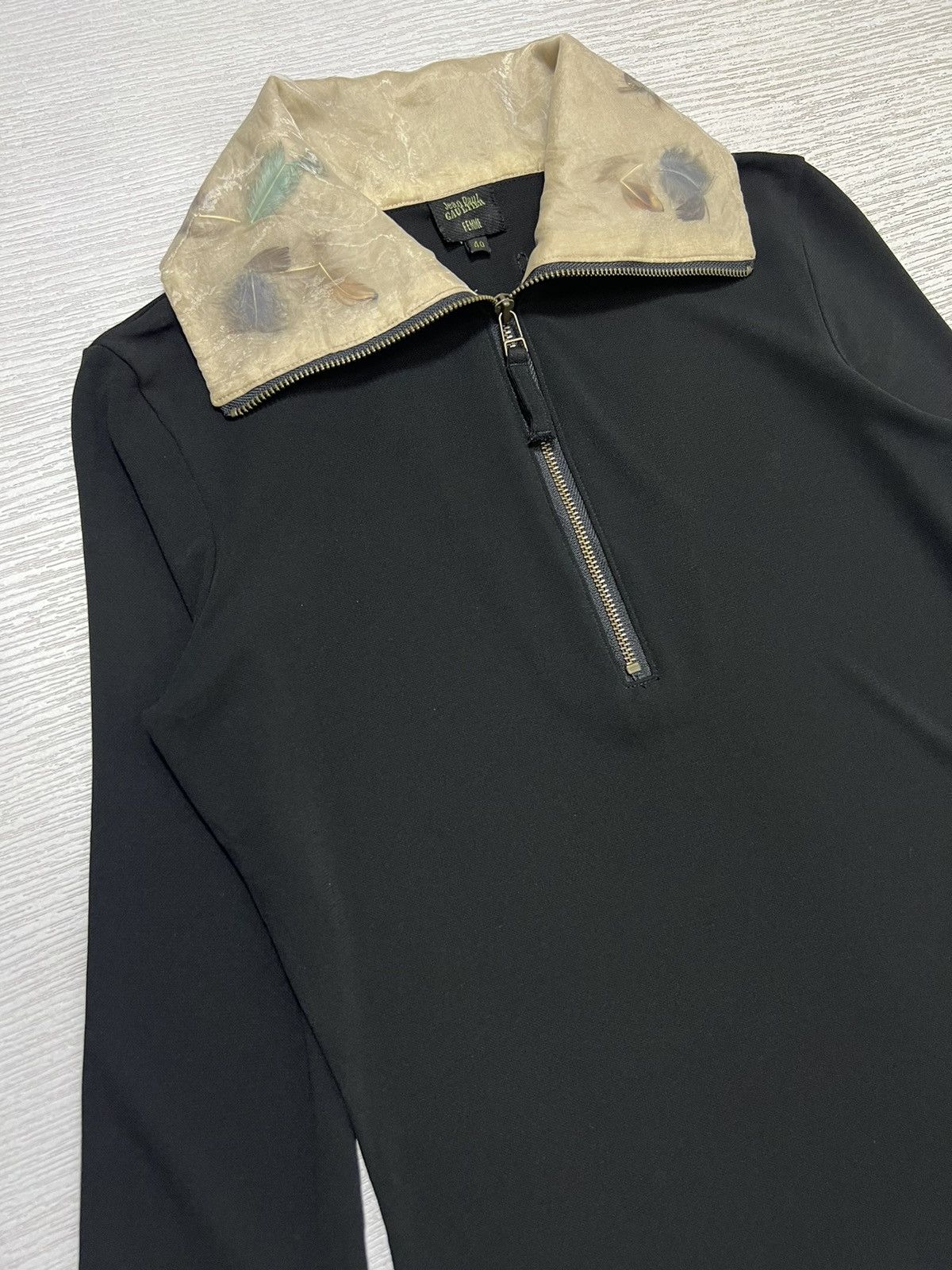 Jean Paul Gaultier 90s JPG Futuristic Feather Design Flared Cuffs Half Zip L/S Size S / US 4 / IT 40 - 5 Thumbnail