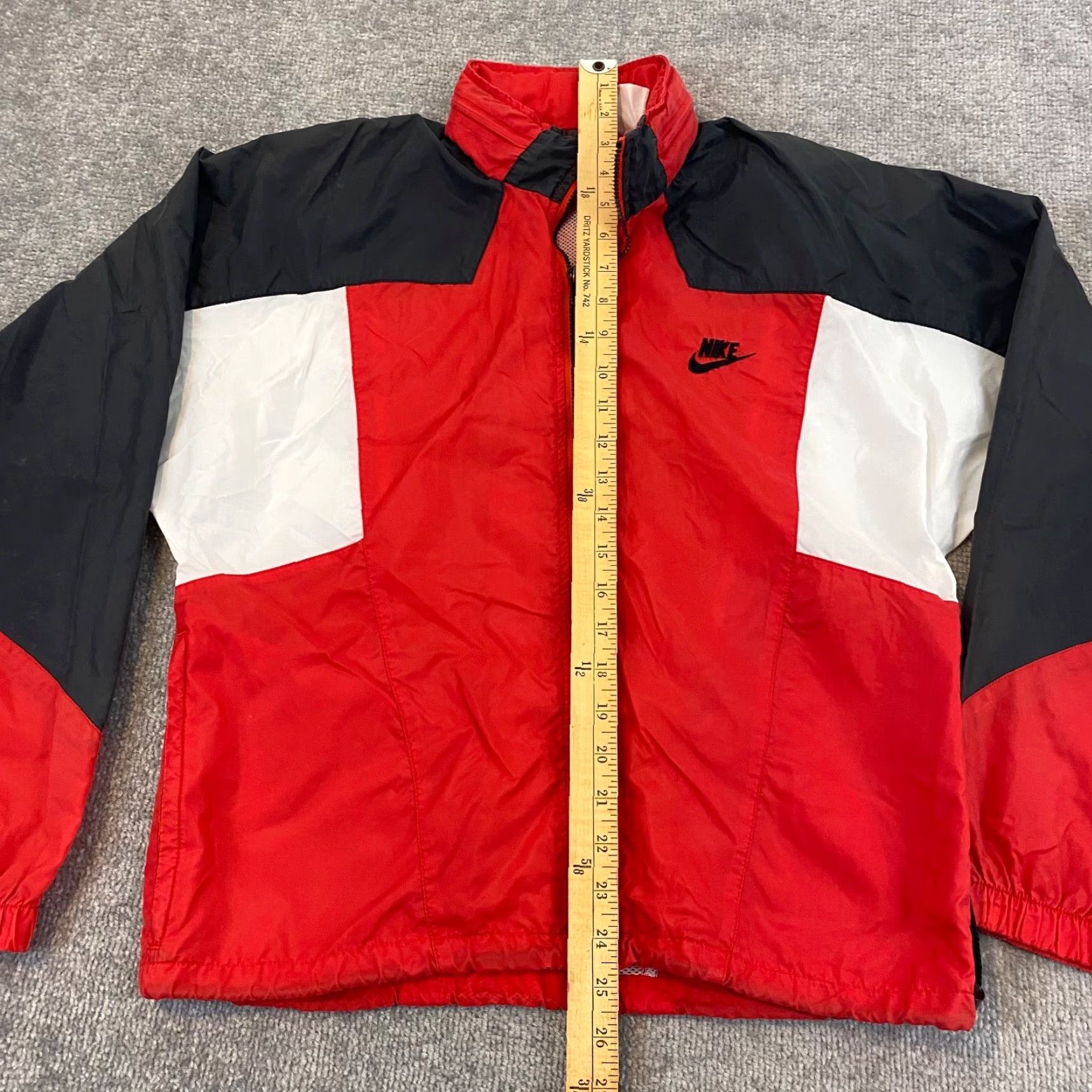 Nike VINTAGE Nike Jacket Womens Medium Black Red White Windbreaker Full Zip Size M / US 6-8 / IT 42-44 - 6 Thumbnail