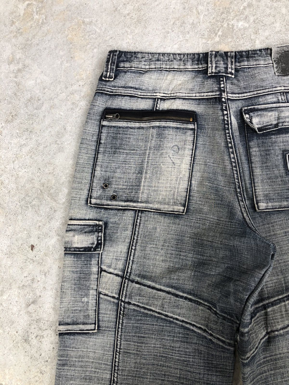 Fubu Japanese Fubu Baggy Jeans Hip Hop Distressed Jeans Size US 34 / EU 50 - 9 Thumbnail