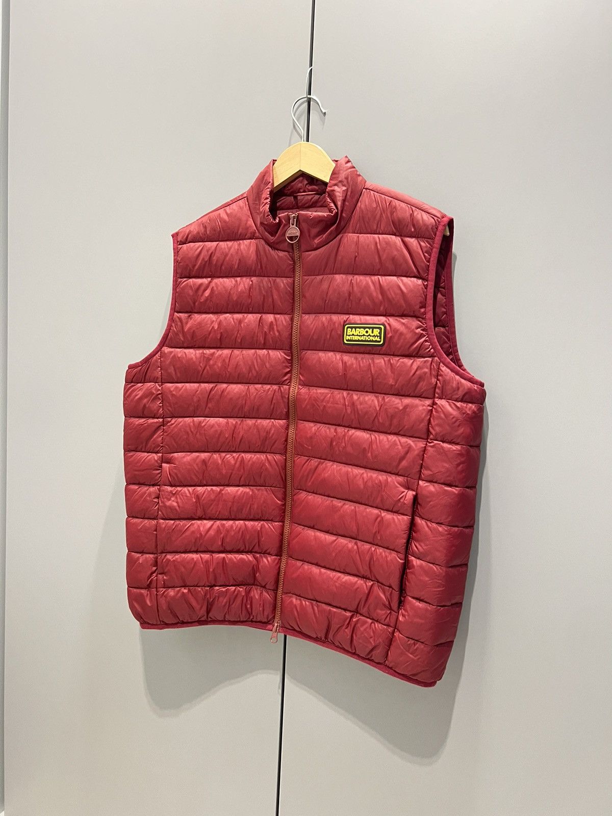 Barbour Barbour International Essential Gilet Wine Red FIBREDOWN XL Size US XL / EU 56 / 4 - 5 Thumbnail