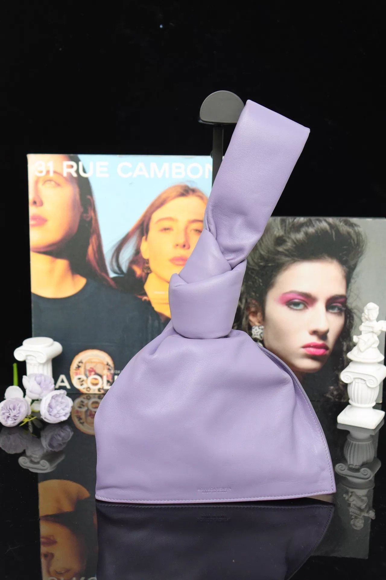 Bottega Veneta BV Twisted Bag Lavender Purple 22x38 No Accessories Size ONE SIZE - 1 Thumbnail