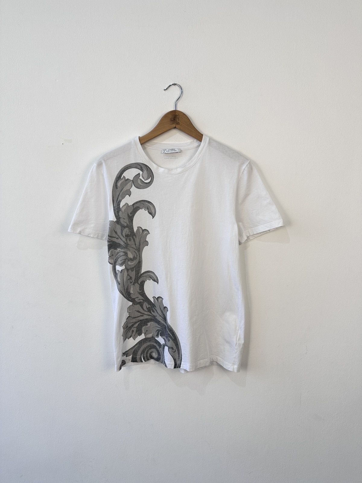 Versace Versace Collection T-Shirt Baroque Graphic Print Size S Size US S / EU 44-46 / 1 - 1 Thumbnail