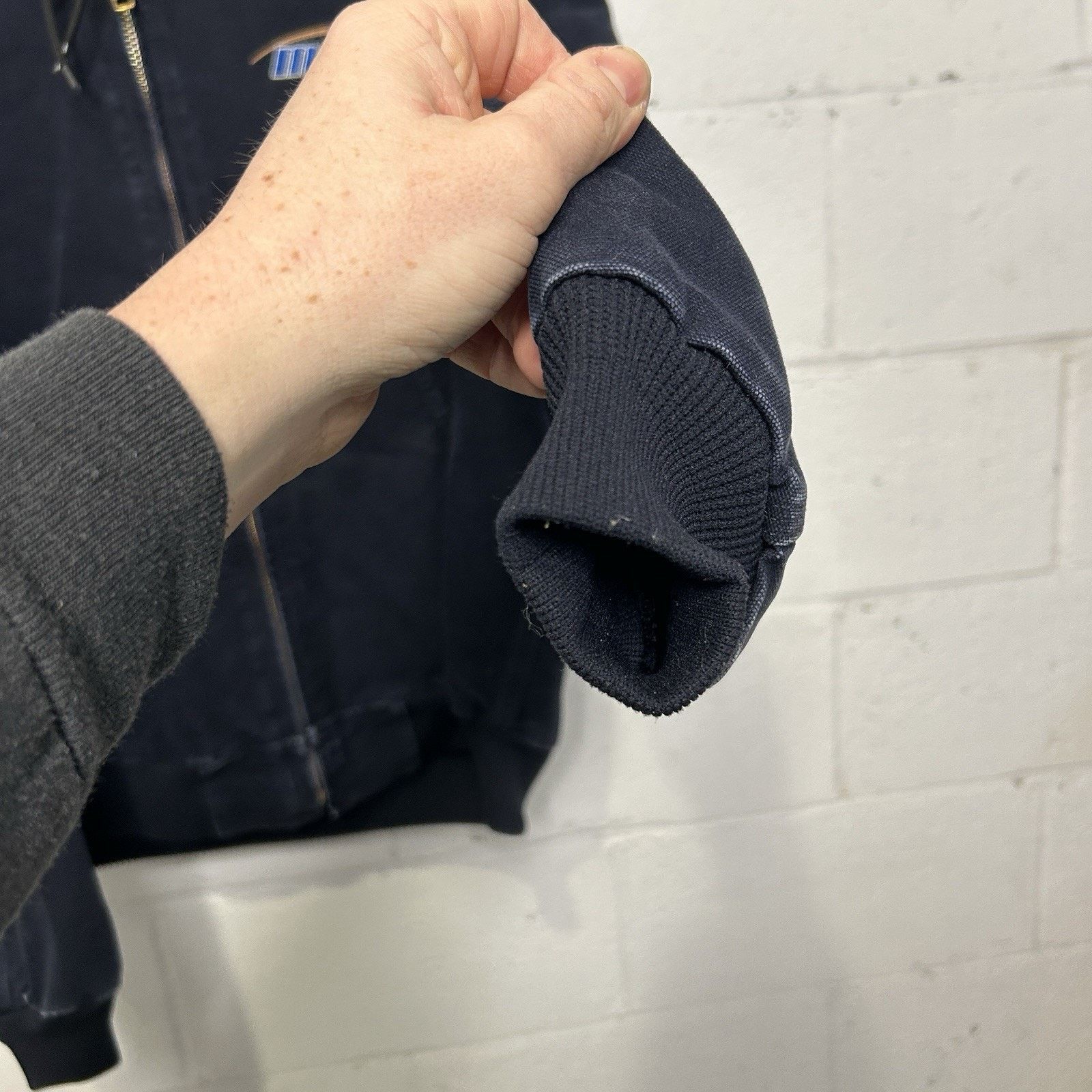 Carhartt Vintage Carhartt Hooded Active Jacket “Midnight Blue” J130 Size US L / EU 52-54 / 3 - 9 Thumbnail