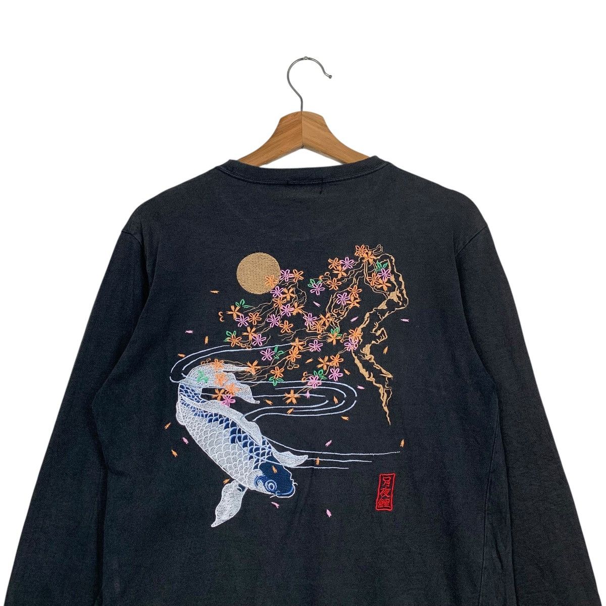 Japan Rags Vintage Japanese Traditional Sakura Koi Fish Tees #2865-C129 Size US M / EU 48-50 / 2 - 2 Thumbnail