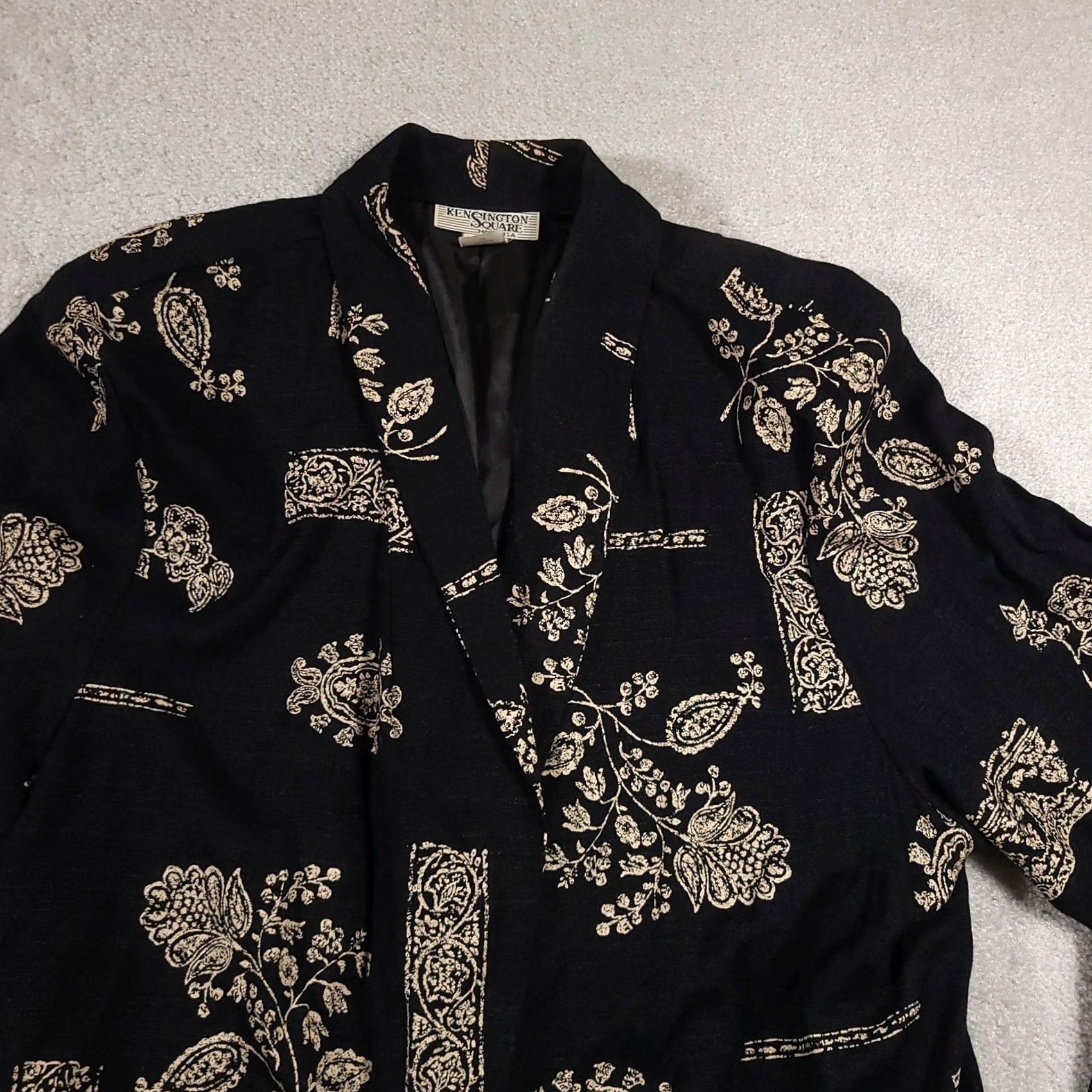 Vintage VINTAGE Kensington Square Blazer Womens 2X Black Gold Floral Brocade 90s Jacket Size XXL / US 16-18 / IT 52-54 - 3 Thumbnail