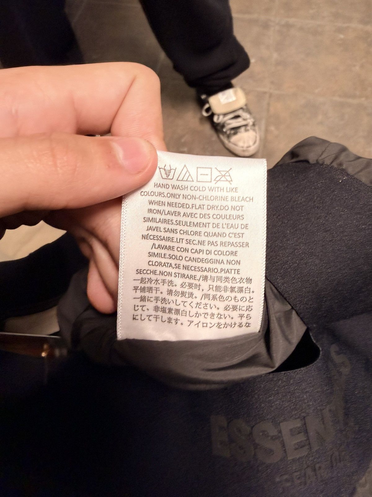 Essentials Essentials puffer cargo sweatpants Size US 34 / EU 50 - 7 Thumbnail