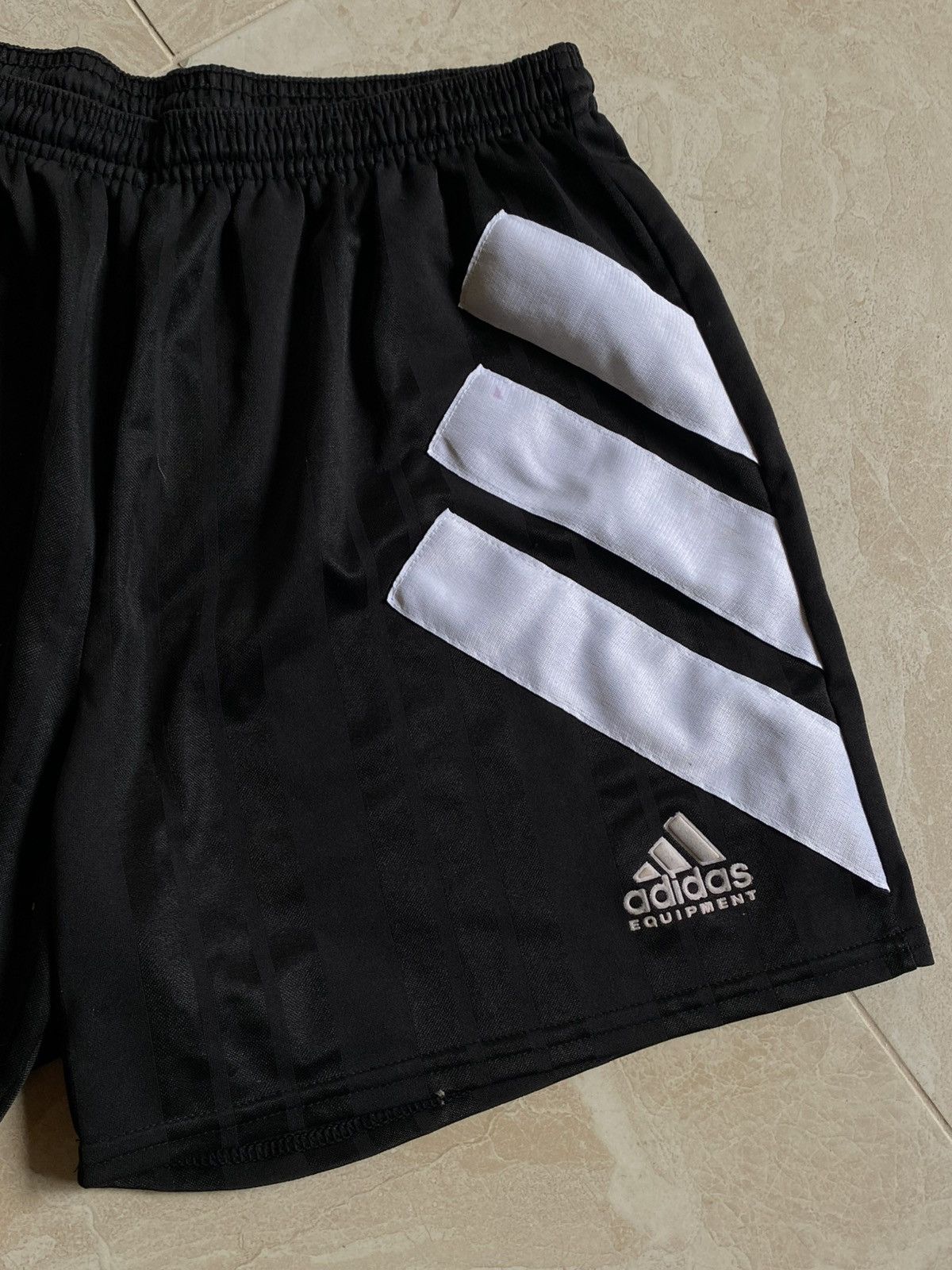 Adidas Vintage Adidas Equipment Liverpool FC 1993/95 Away Shorts Size US 36 / EU 52 - 3 Thumbnail