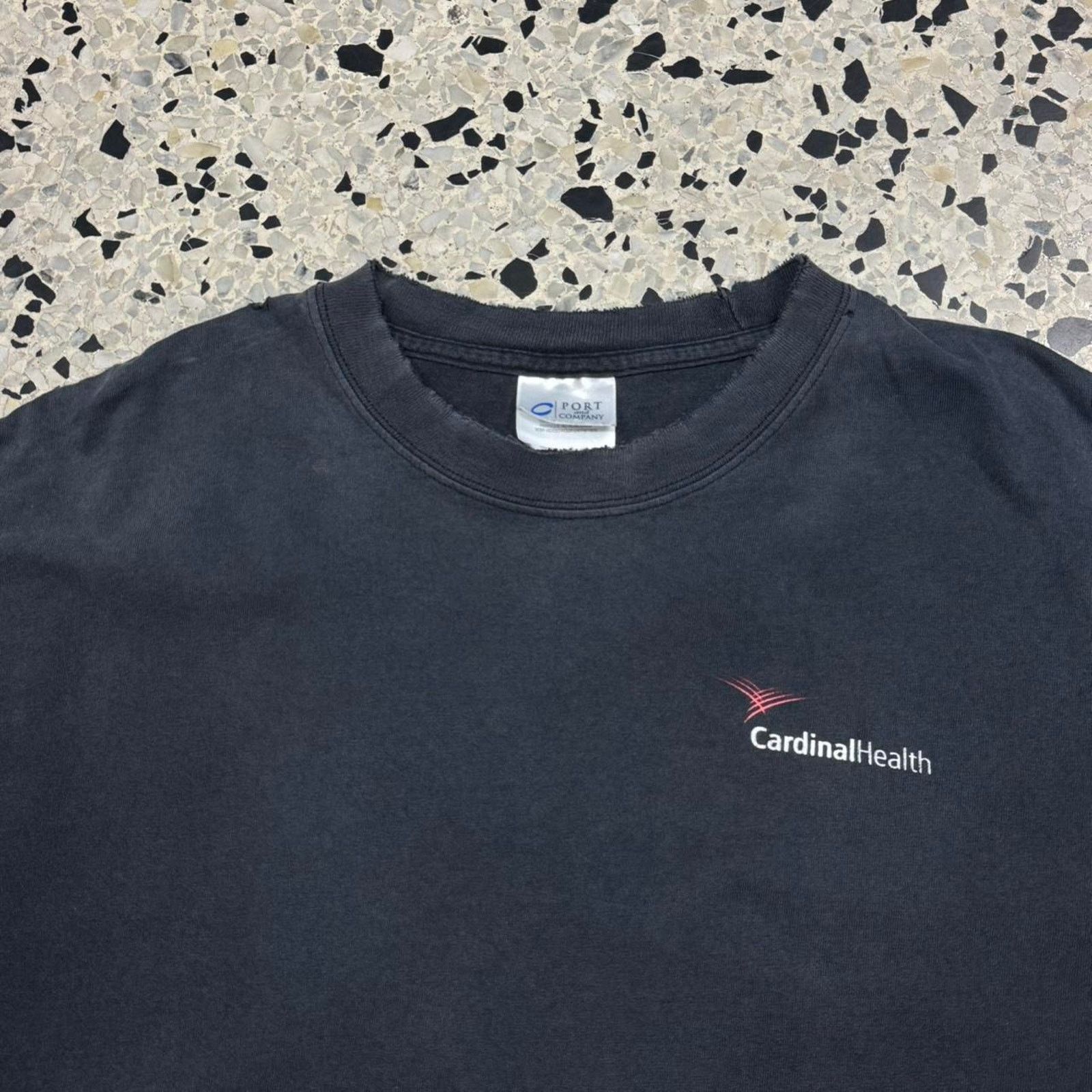 Port & Company × Vintage VINTAGE Y2K THRASHED CARDINAL HEALTH PROMO LONGSLEEVE TEE: Size US XL / EU 56 / 4 - 2 Thumbnail