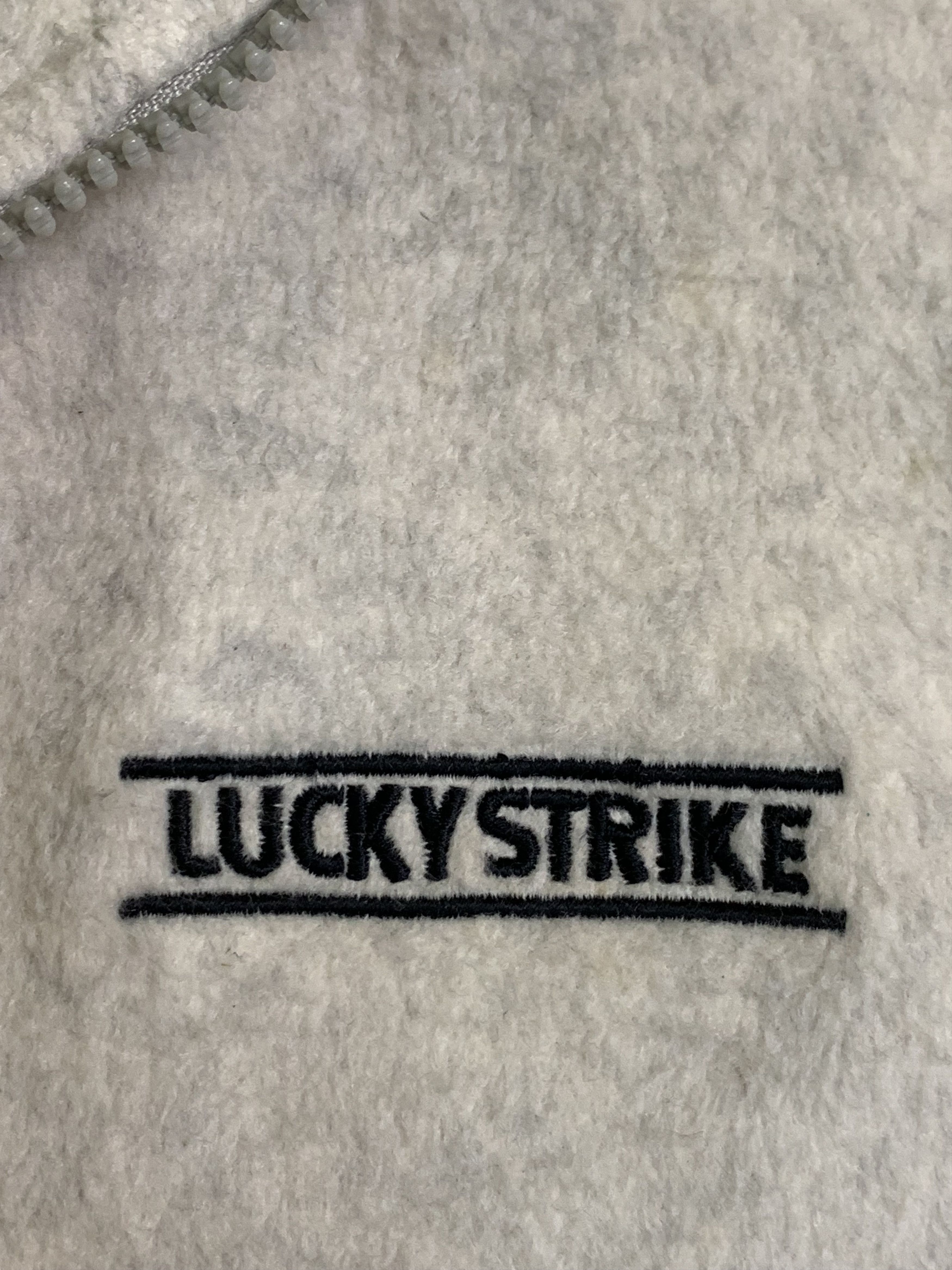 Japanese Brand × Vintage Rare Design Vintage Lucky Strike Half Zipper Fleece Sweater Size US M / EU 48-50 / 2 - 5 Thumbnail