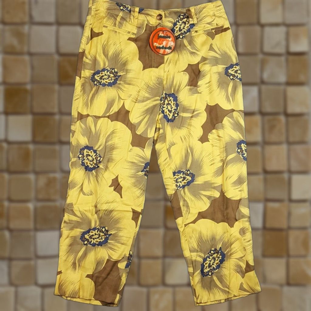 Vintage VINTAGE Jamie Sadock Capris Women's Size 6 100% Silk Floral Yellow Golf Tapered Pants 90s Flower Casual Pockets Size 28" / US 6 / IT 42 - 1 Thumbnail