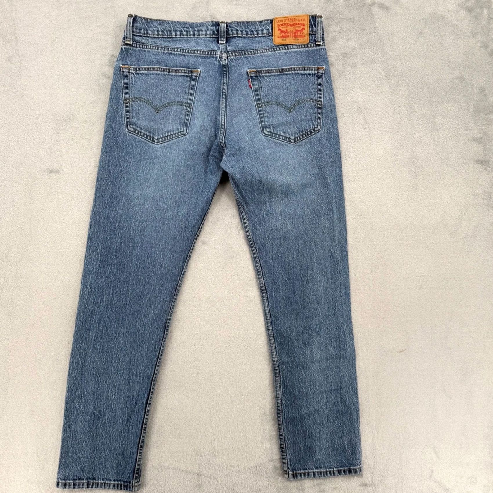 Levi's Levis Jeans Denim Medium Wash Cotton Lyocell Blend Stretch Wide 5-Pocket W34 L32 Mens Regular Straight(Size 34) Blue Mt/Western/Bohemian/Vintage No Size US 34 / EU 50 - 7 Thumbnail