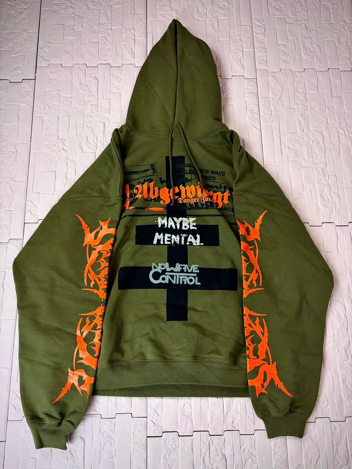 Vetements Vetements "Maybe Mental" Hoodie Size US M / EU 48-50 / 2 - 1 Thumbnail
