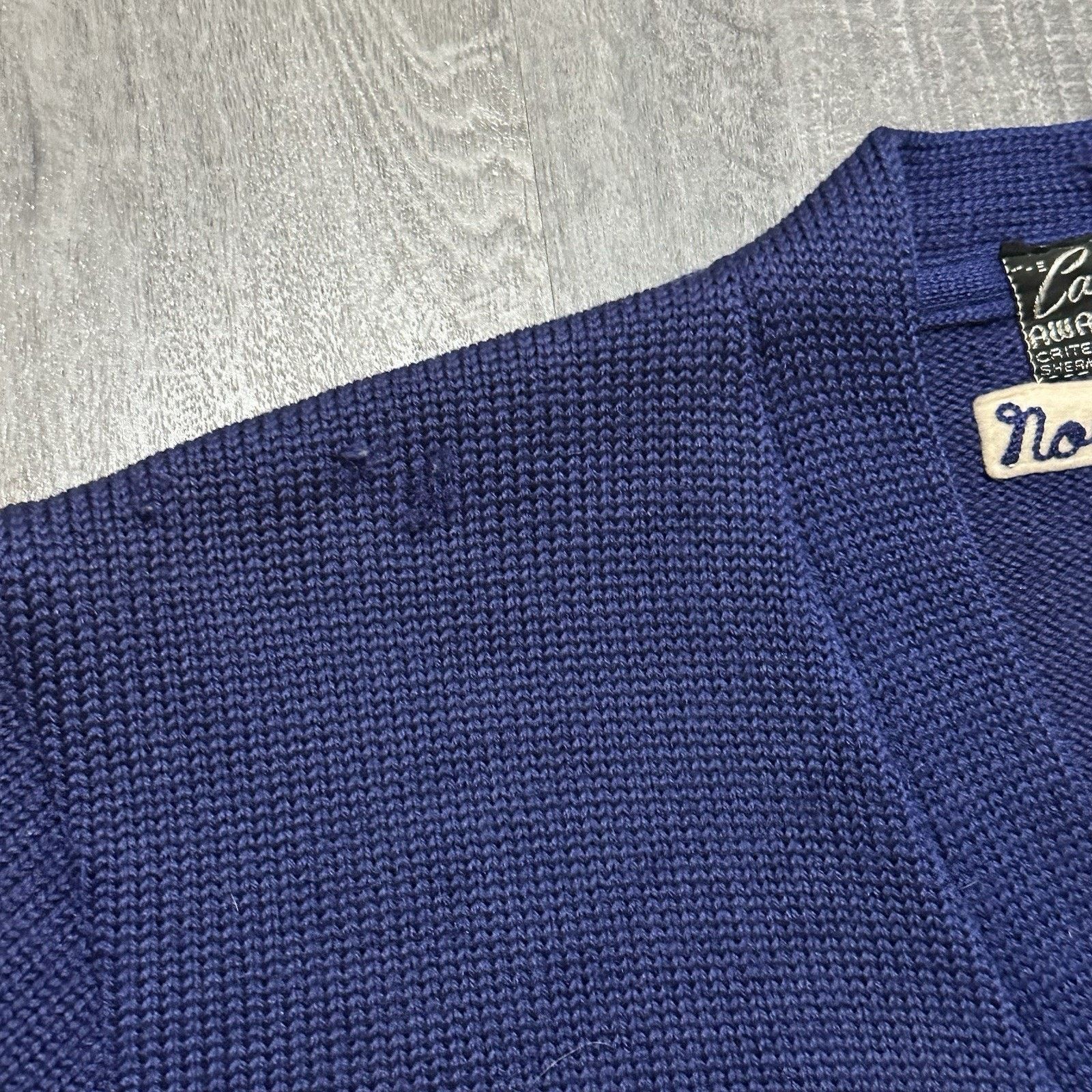 Vintage VTG Notre Dame Men’s Medium Criterion Mills Cardigan Sweater Size US M / EU 48-50 / 2 - 6 Thumbnail