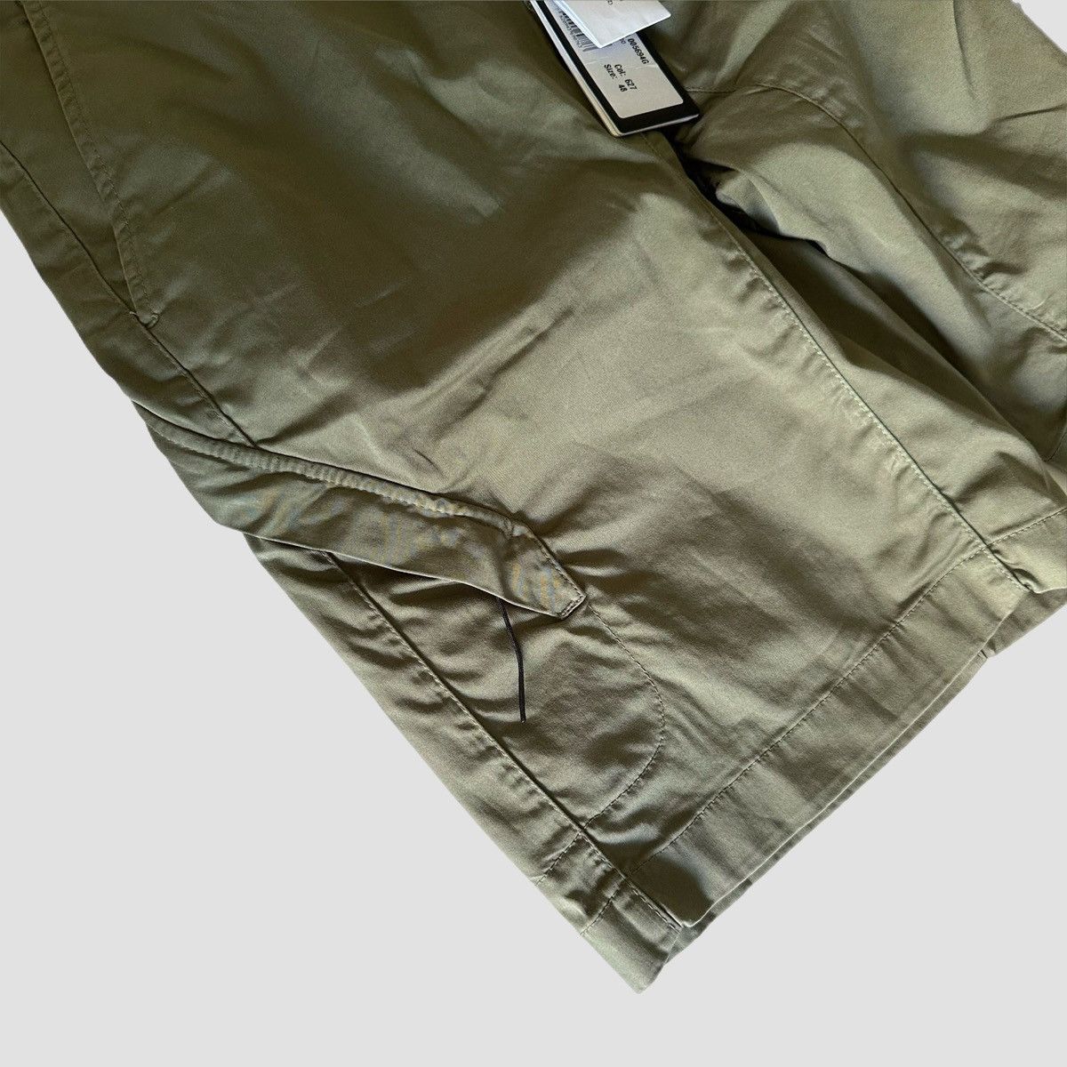C.P. Company CP Company Bermuda Cargo Shorts Size US 35 - 10 Thumbnail