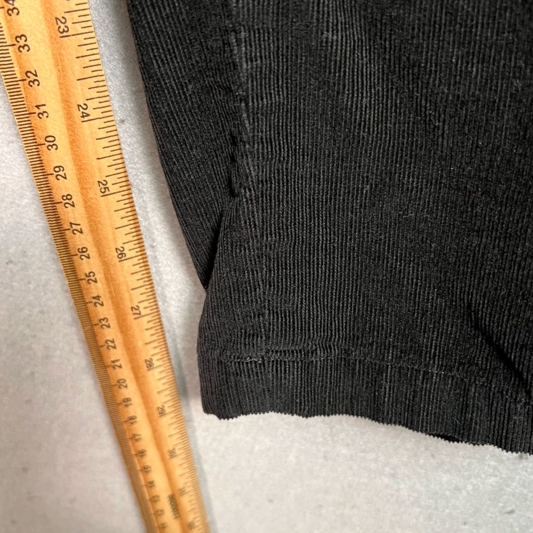Cos COS Black Corduroy Elastic Waist Wide Tapered Leg Pants Womens 44 EUR Cinch Inseam 30 in Ankle Cotton Corduroy Vintage No (COS) Size 30" / US 8 / IT 44 - 7 Thumbnail