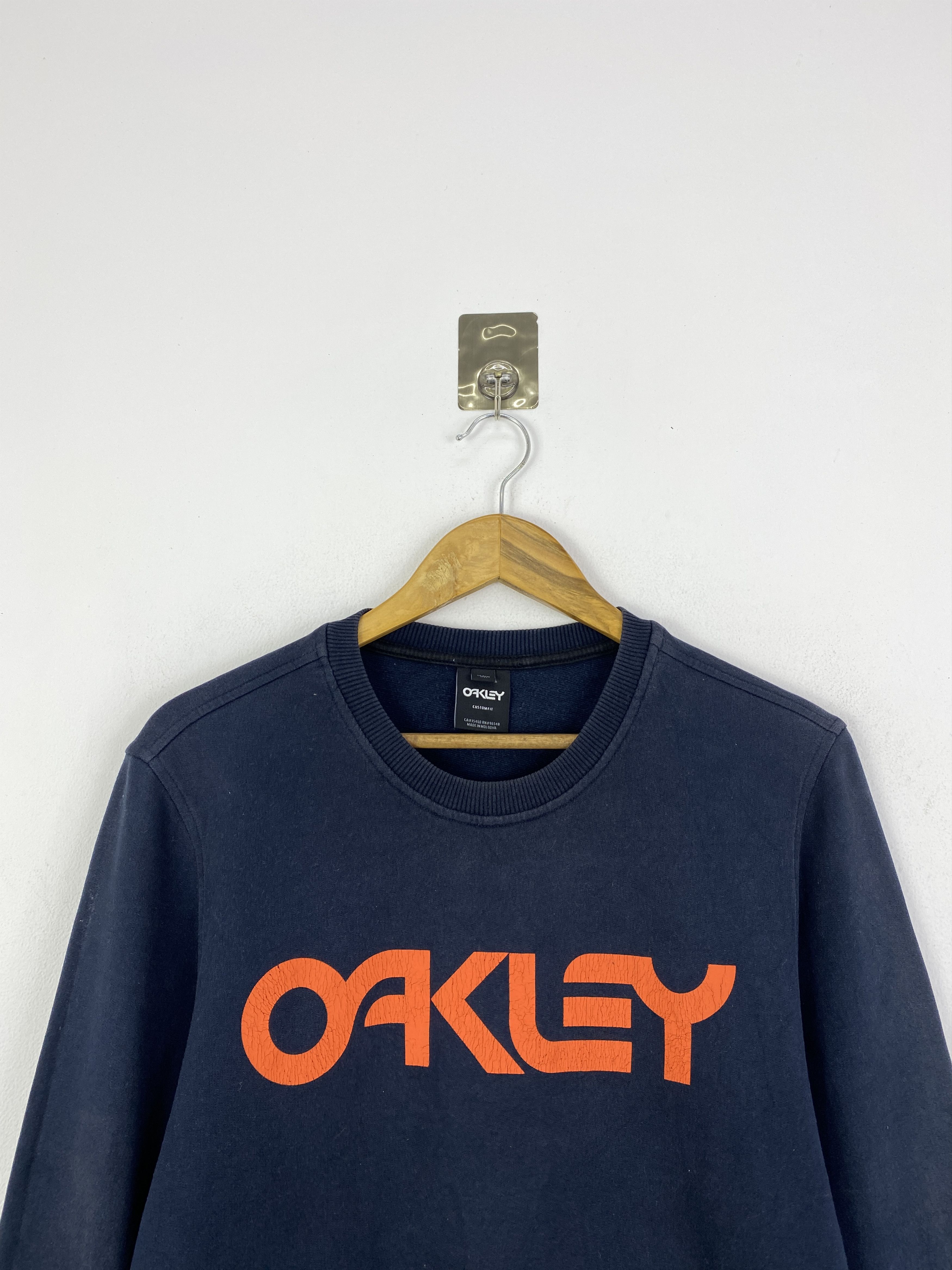 Oakley Vintage Oakley Spell Out Pullover Sweatshirt SH0161 Size US M / EU 48-50 / 2 - 2 Thumbnail