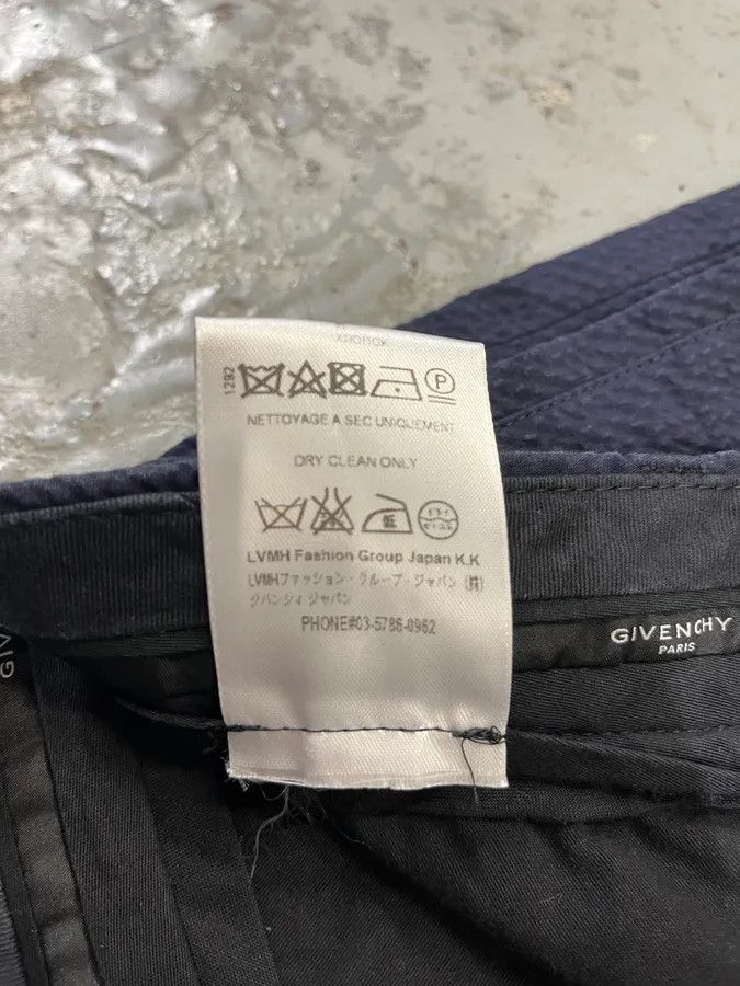 Givenchy × Vintage SS2016 Givenchy Navy Blue Cozy Shorts Size US 31 - 10 Thumbnail