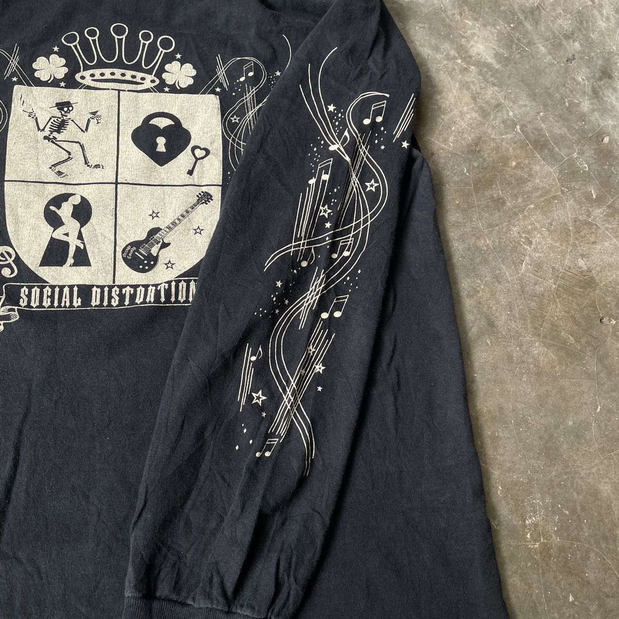 Band Tees Vintage social distortion long sleeve t-shirt Size US M / EU 48-50 / 2 - 2 Thumbnail