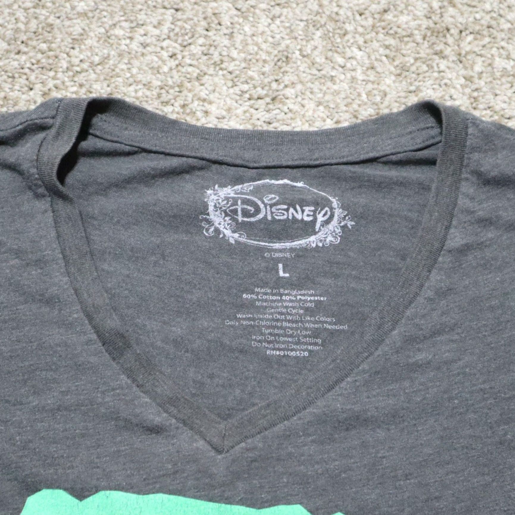 Disney Disney The Lion King T-Shirt Teens Juniors V-Neck Charcoal Gray L Shirt Girls Women Men Size L / US 10 / IT 46 - 2 Thumbnail
