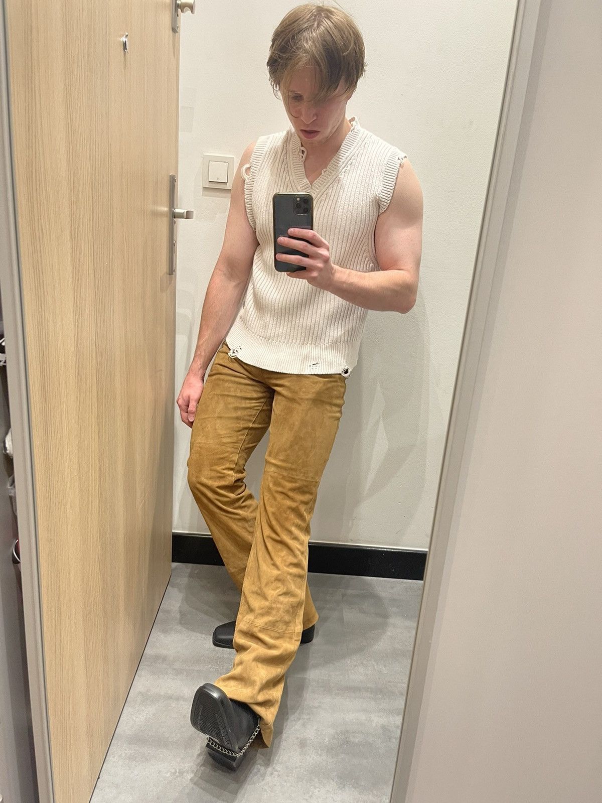 Han Kjobenhavn !DS! SS23 Han Kjobenhavn Distressed Knit Cream Vest Size US L / EU 52-54 / 3 - 9 Thumbnail
