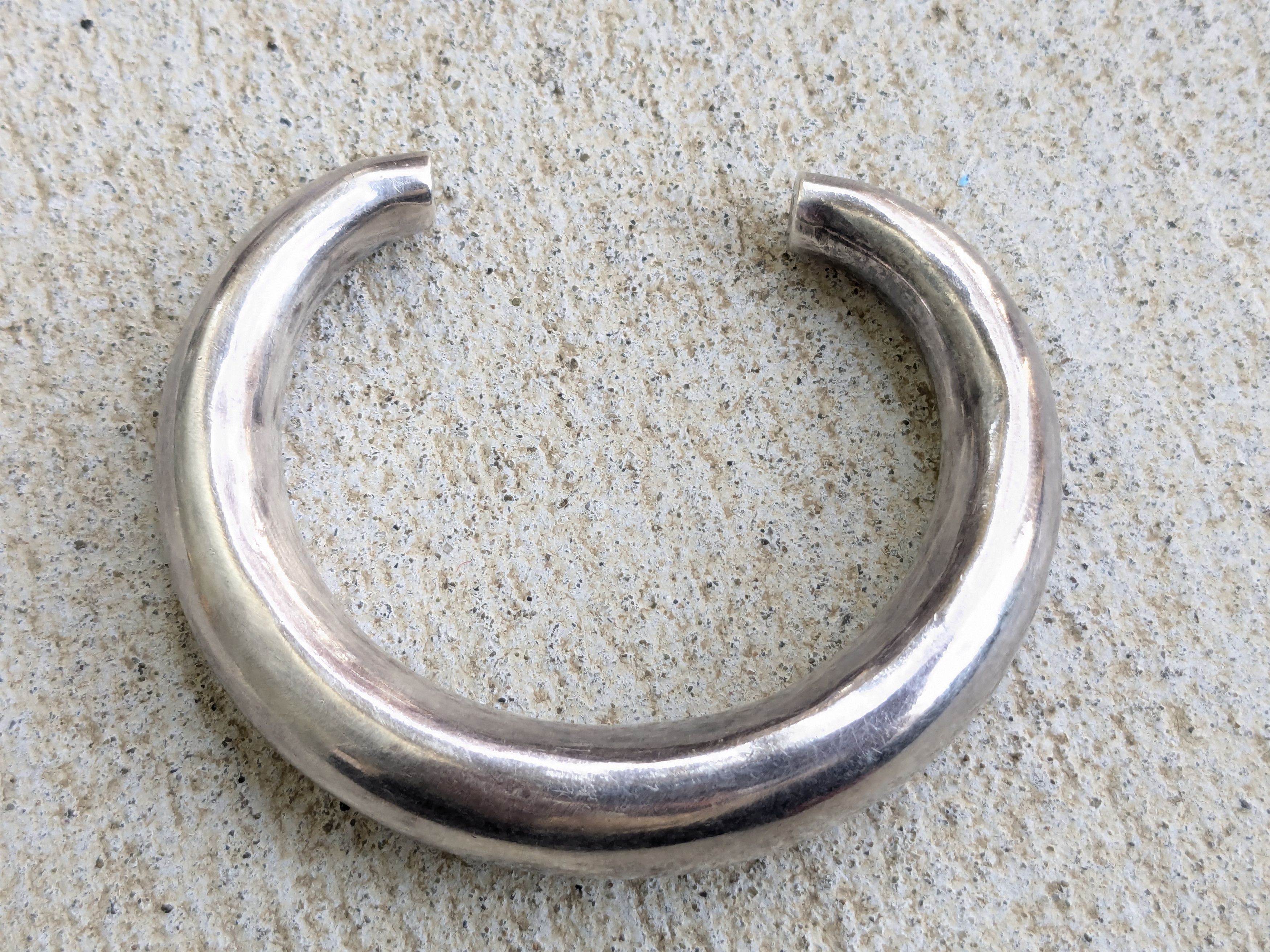 Other Vintage Sterling Silver Bracelet Hollow Puffy 5.25 Modern Size ONE SIZE - 11 Thumbnail