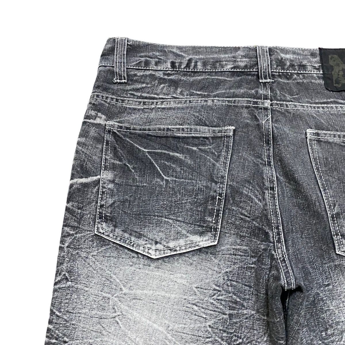 Japanese Brand Japanese Brand Lowbox Crust Distressed Denim Jeans Acidwash Size US 32 / EU 48 - 12 Thumbnail