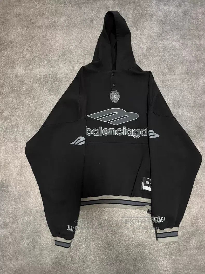 Balenciaga Balenciaga Hooded Sweatshirt Size US XS / EU 42 / 0 - 1 Thumbnail