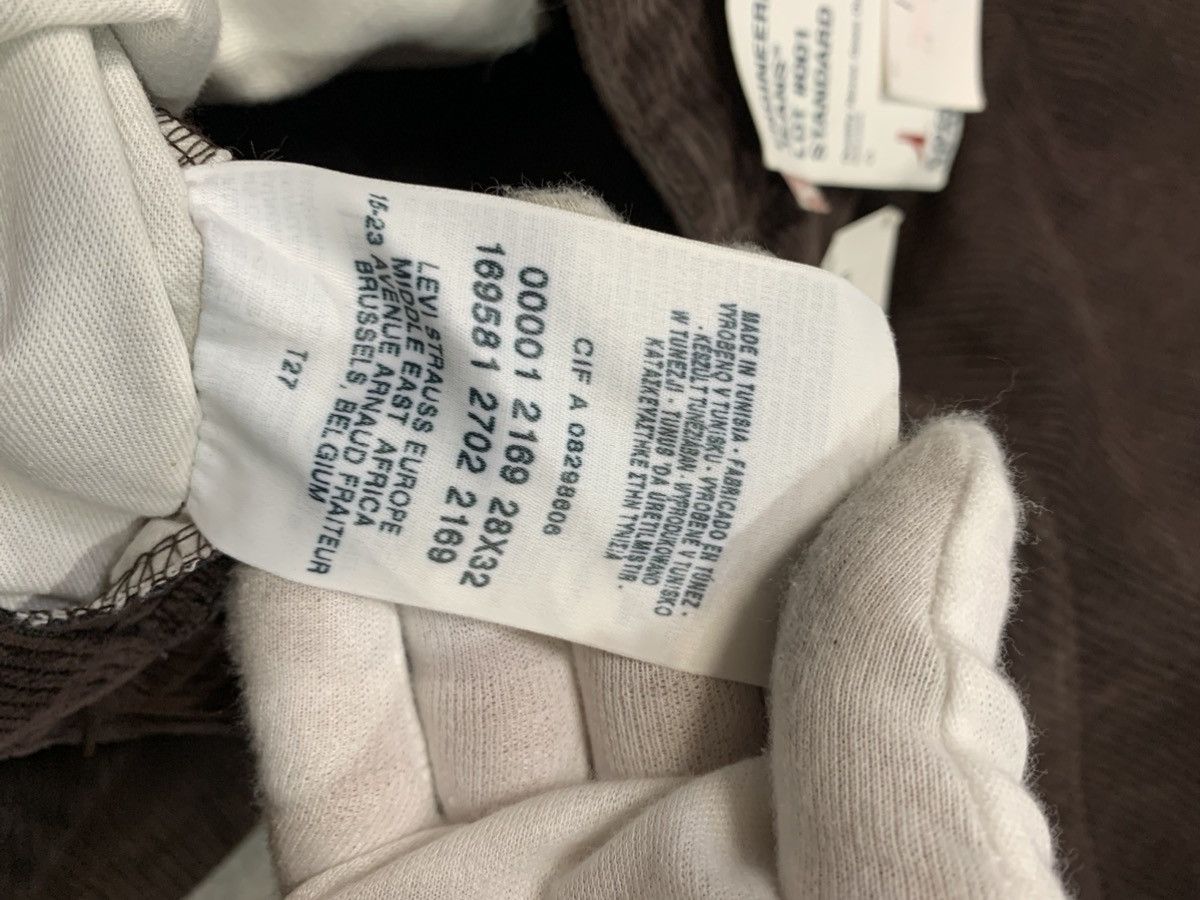 Levi's Vintage Clothing Y2k 00s vintage Deadstock Brown corduroy Levi denim trousers Size US 28 / EU 44 - 6 Thumbnail