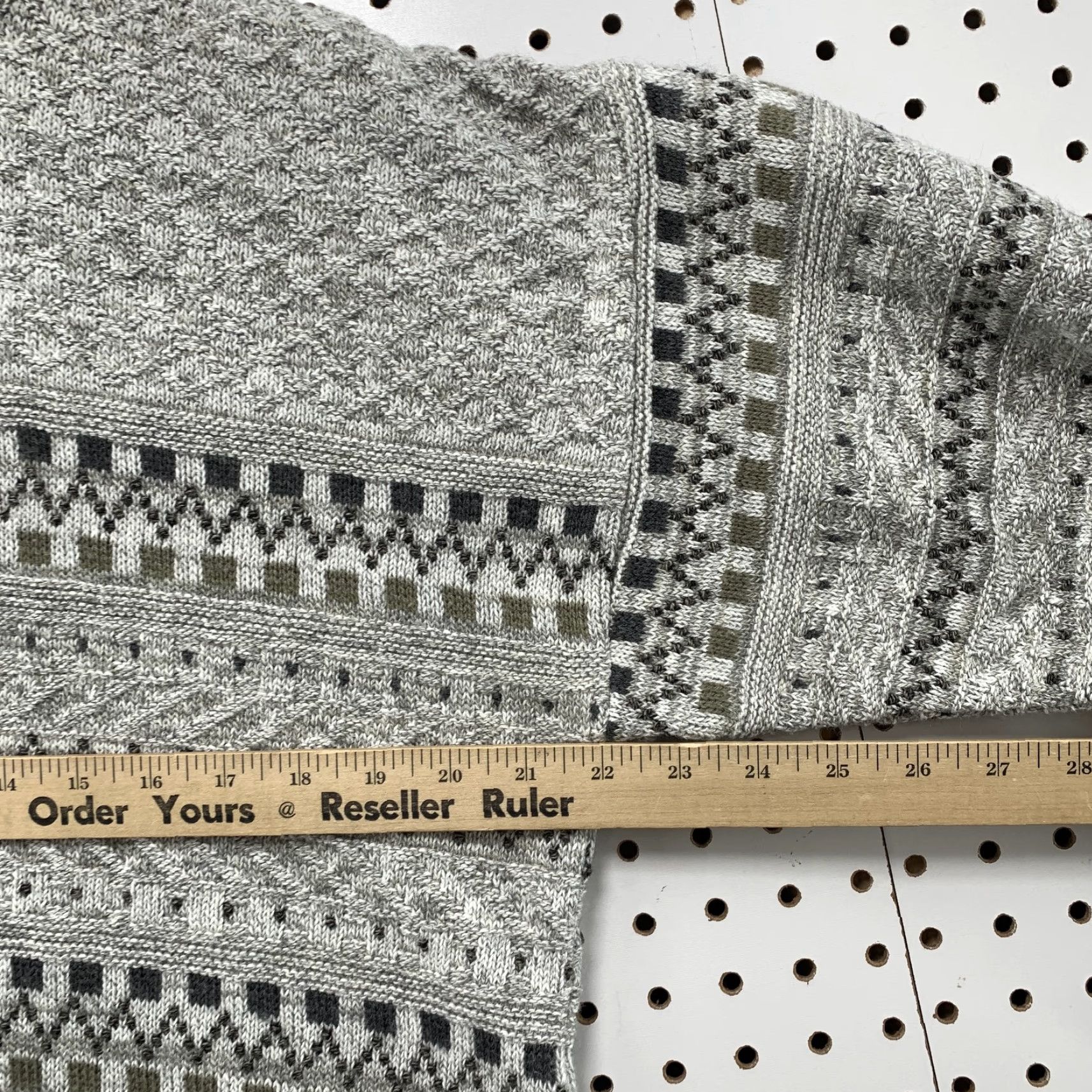 Vintage Vintage 90s St. John's Bay Gray Black Green Knitted Crew Neck Sweatshirt Mens Medium Casual Geometric Pattern Size US M / EU 48-50 / 2 - 4 Thumbnail