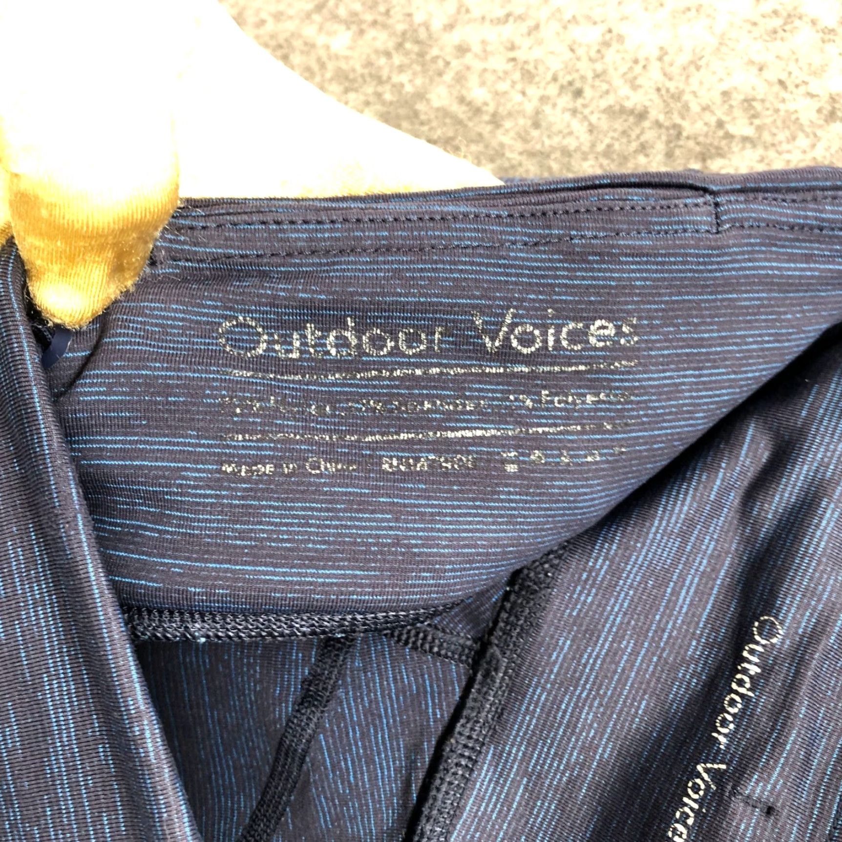 Outdoor Voices VINTAGE Outdoor Voices Leggings Womens M Cropped Space Blue Yoga Gym Size 32" / US 10 / IT 46 - 6 Thumbnail