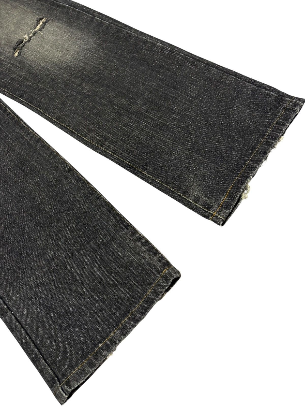 Edwin Vtg Edwin Japan 404 Distressed Jeans Size US 31 - 5 Thumbnail
