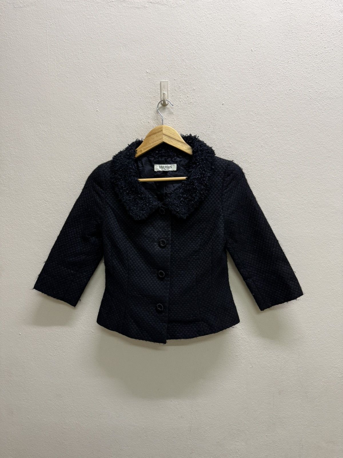 Balmain BALMAIN BLACK TEXTURED JACKET FUR COLLAR THREE QUARTER SLEVE Size XS / US 0-2 / IT 36-38 - 21 Thumbnail