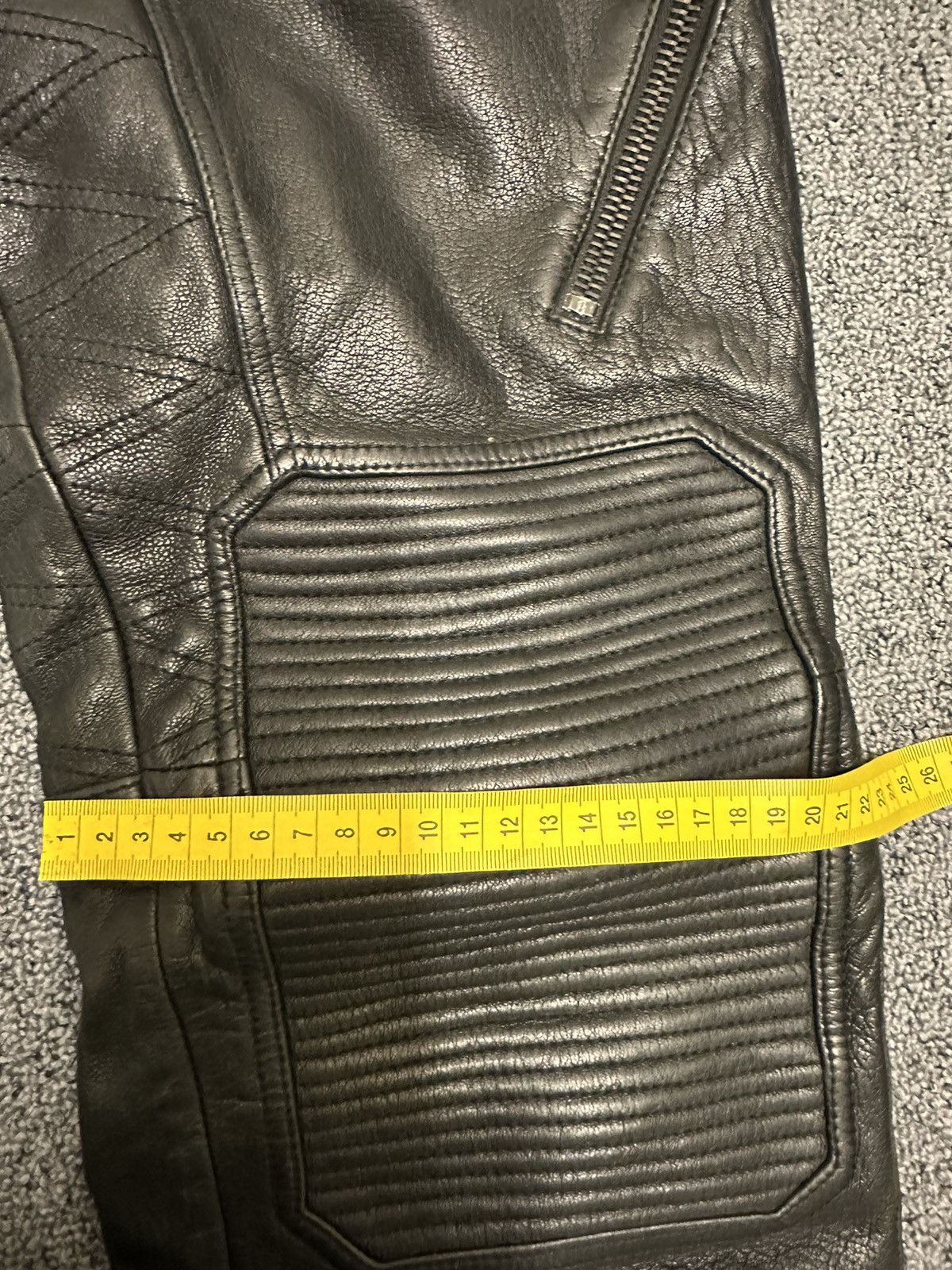 Burberry Prorsum Burberry Prorsum ss11 leather biker pants size IT 52 Size US 34 / EU 50 - 5 Thumbnail