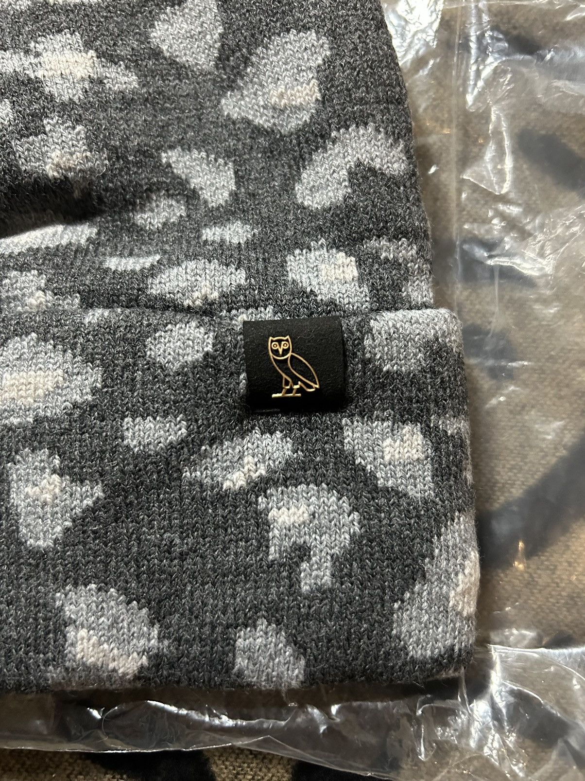 October's Very Own 2021 OVO Cheetah Beanie Size ONE SIZE - 2 Thumbnail