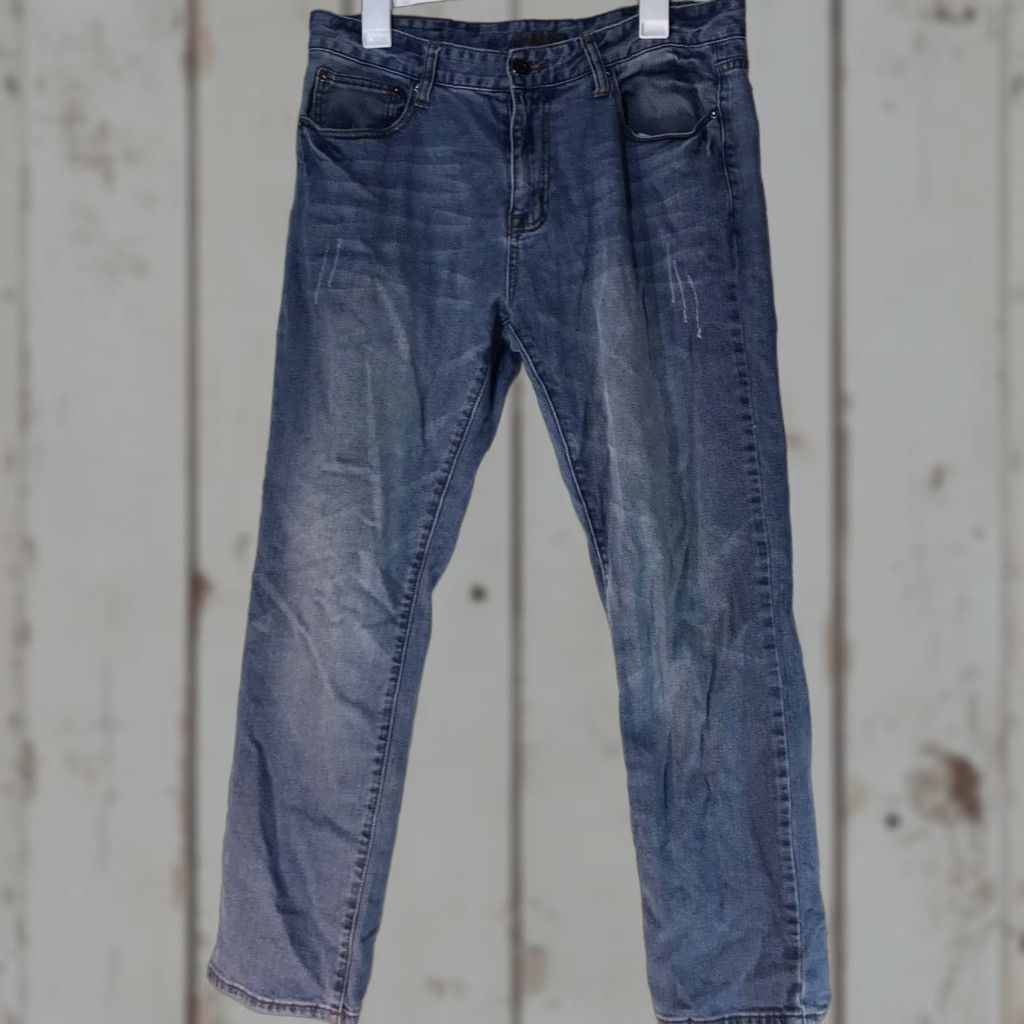 Carbon Carbon Slim Straight Flex Jeans Mens 34X30 Denim Blue Light Wash Distressed 5-Pocket Size US 34 / EU 50 - 1 Thumbnail