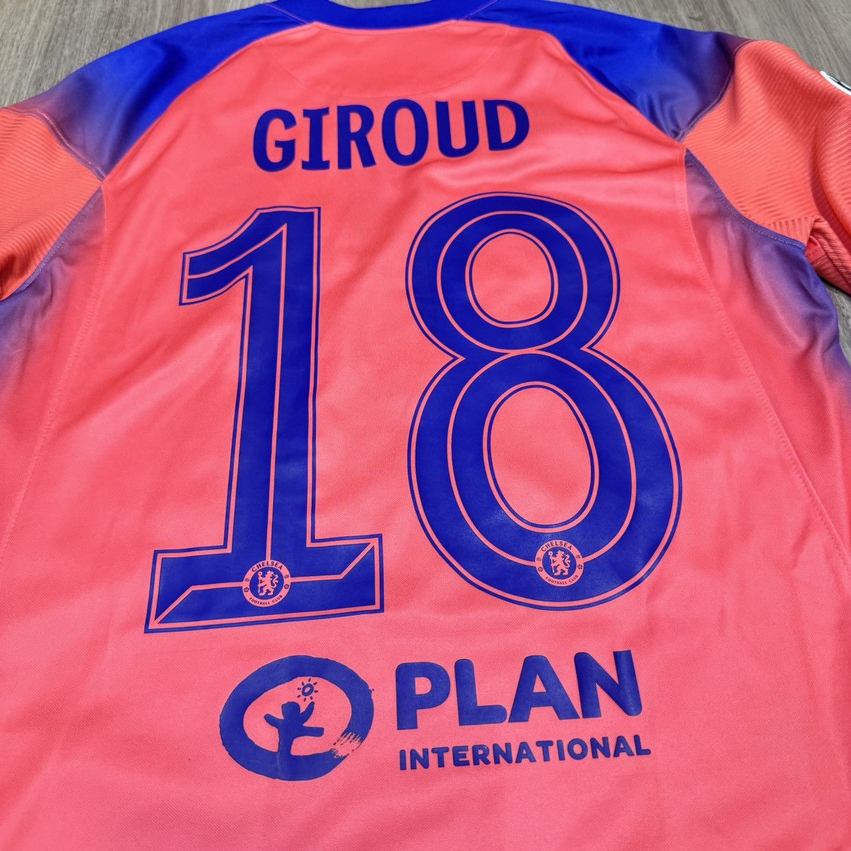 Nike Chelsea 20/21 third away shirt #18 Giroud Size US S / EU 44-46 / 1 - 4 Thumbnail