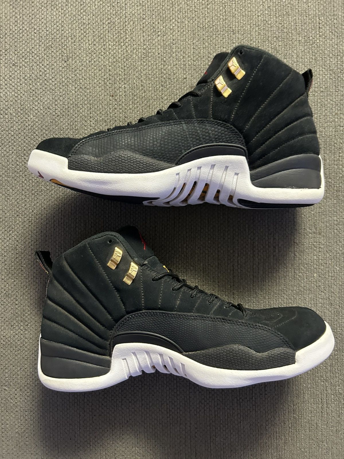 Jordan Brand Jordan 12 Retro Reverse Taxi Size US 10 / EU 43 - 2 Thumbnail